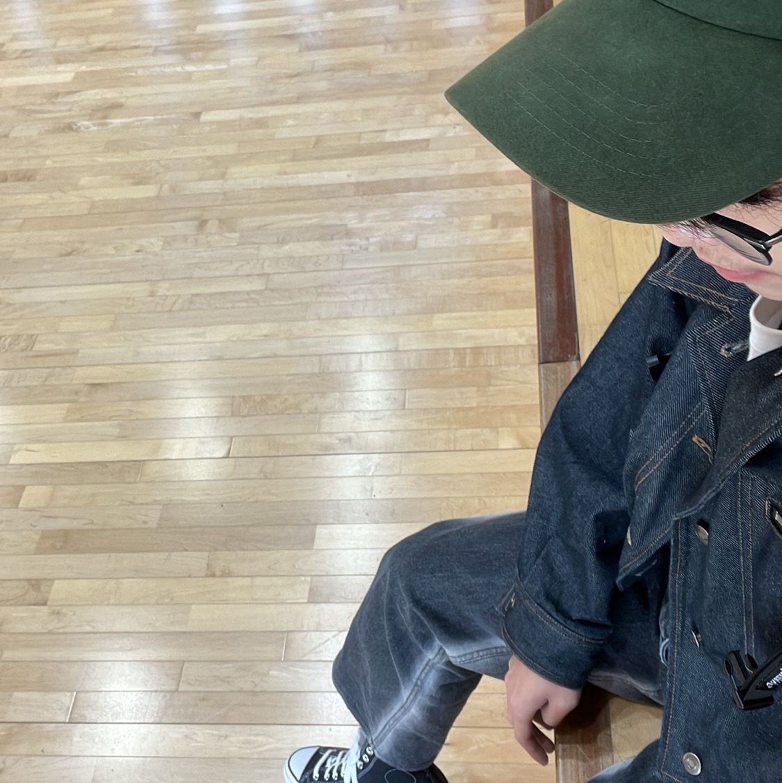 Converse x Stussy Chuck 70 High Black 착용 스타일 - 2