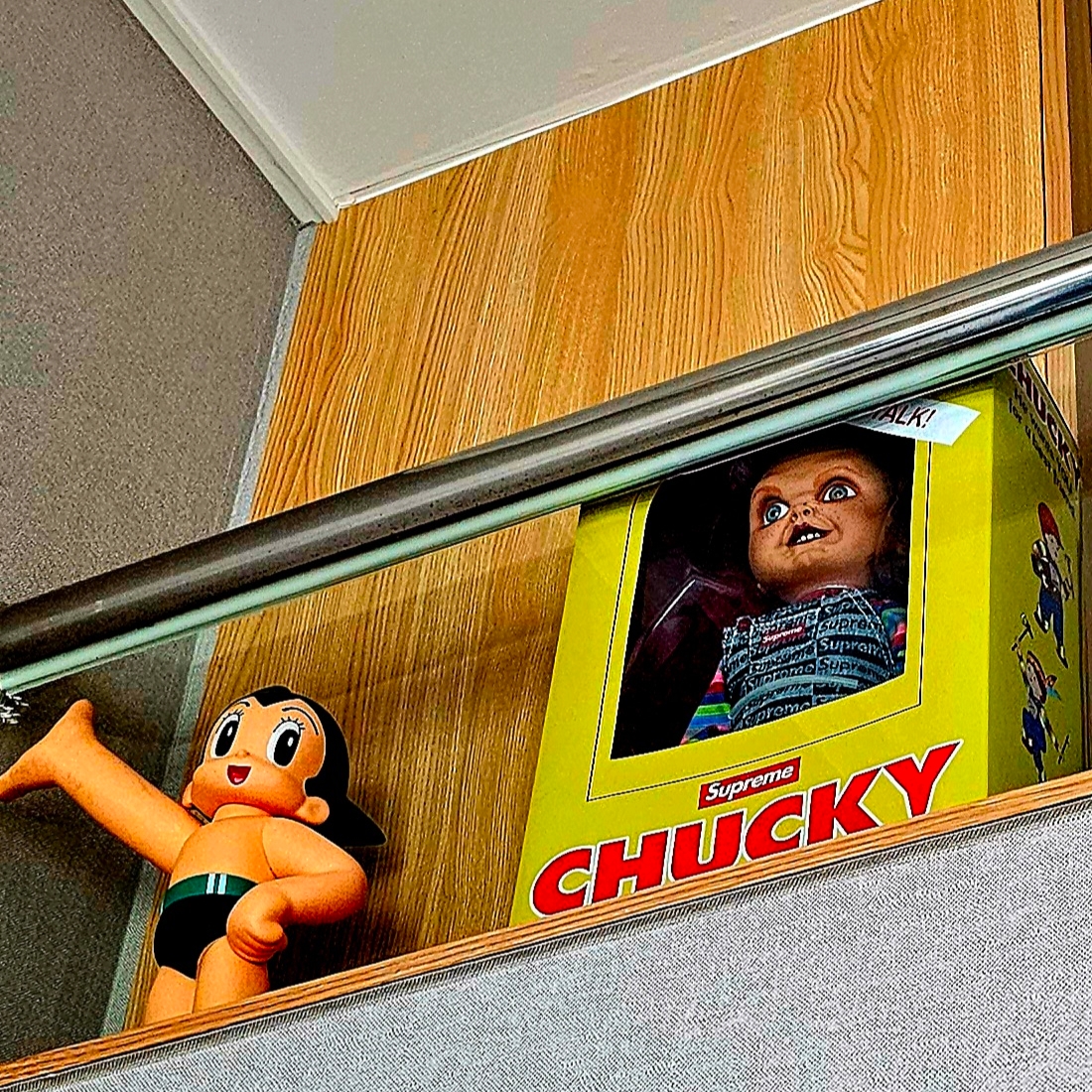 Supreme Chucky Doll - 20FW 착용 스타일