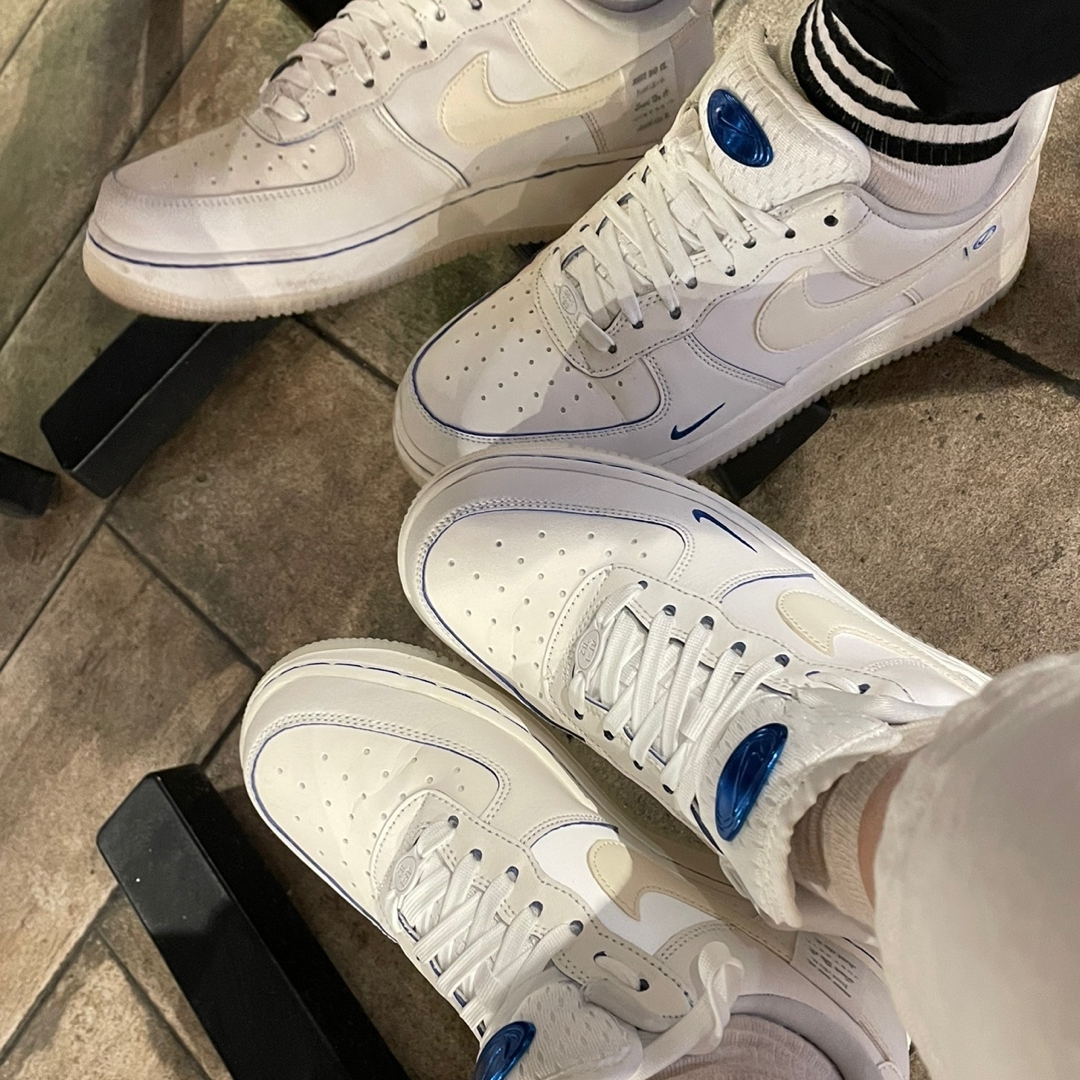 (W) Nike Air Force 1 '07 LX Game Royal Sail 착용 스타일