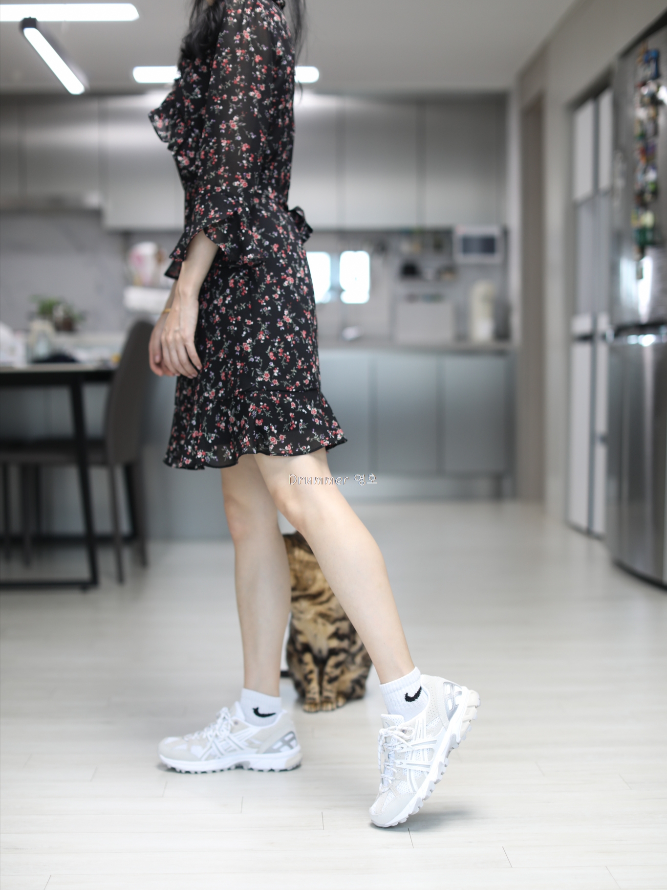 (W) Asics Gel-Sonoma 15-50 White Oatmeal 착용 스타일 - 2