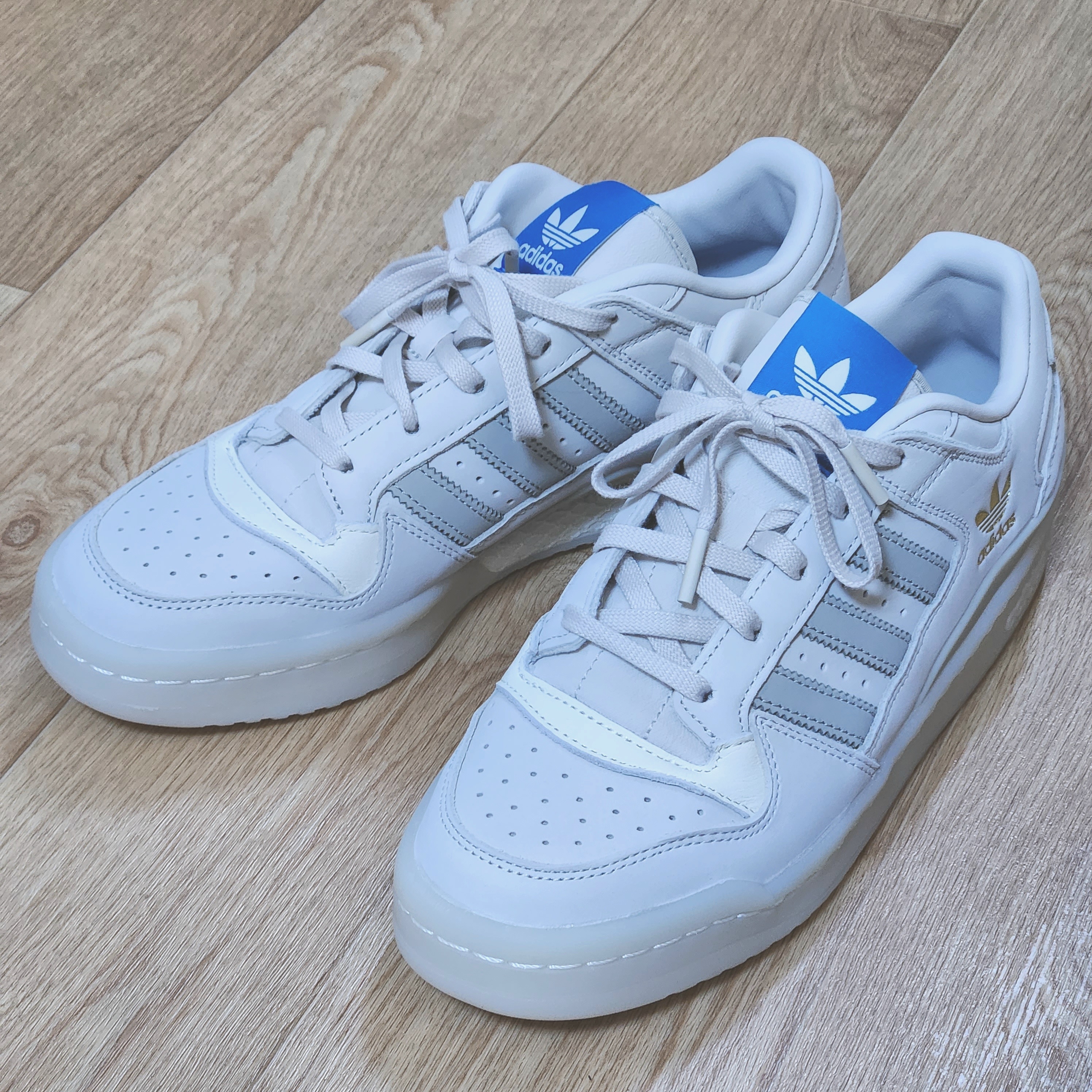 Adidas Forum Low Talc Sesame 착용 스타일
