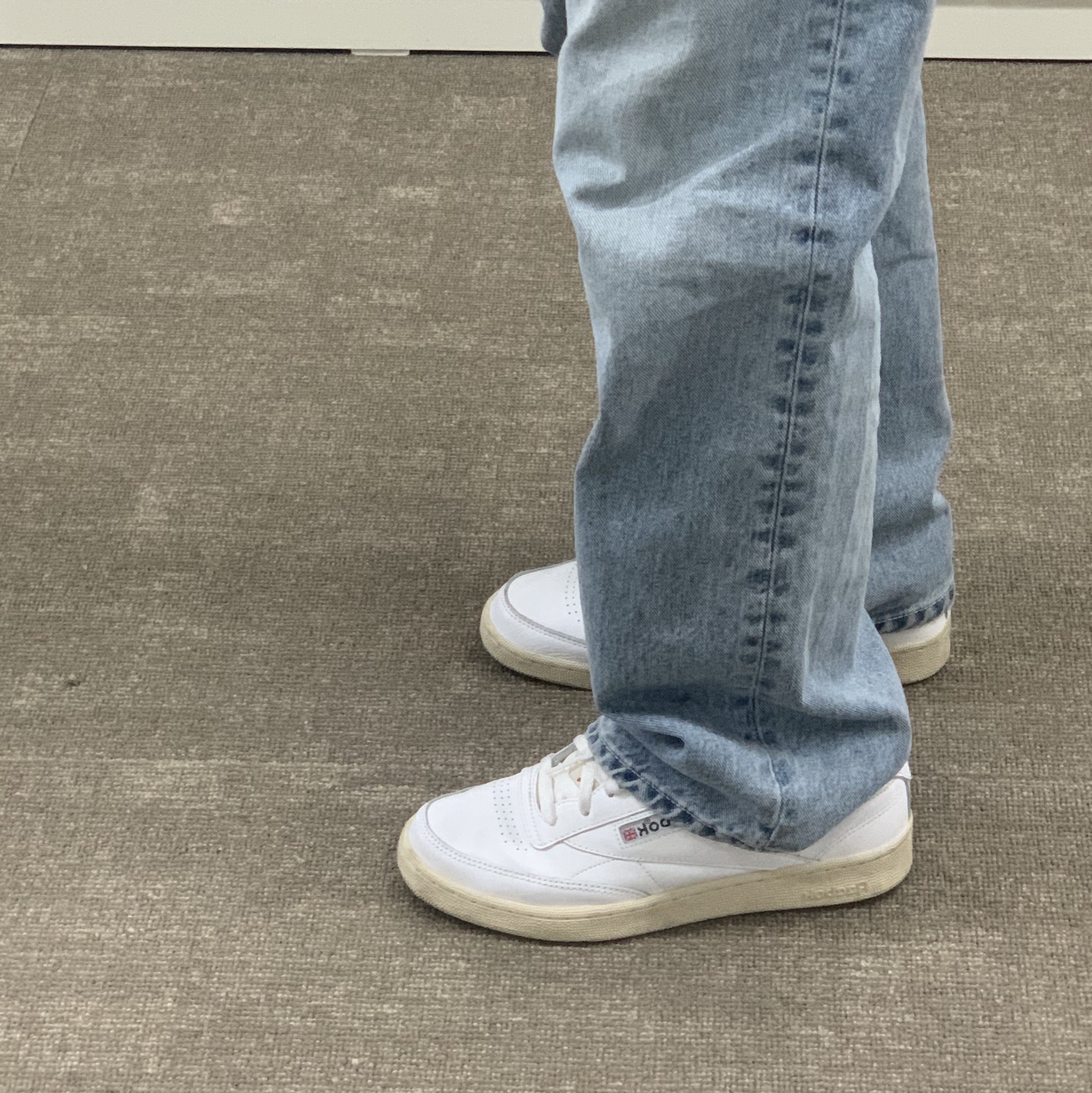Reebok Club C 85 Vintage Retro White 착용 스타일 - 1