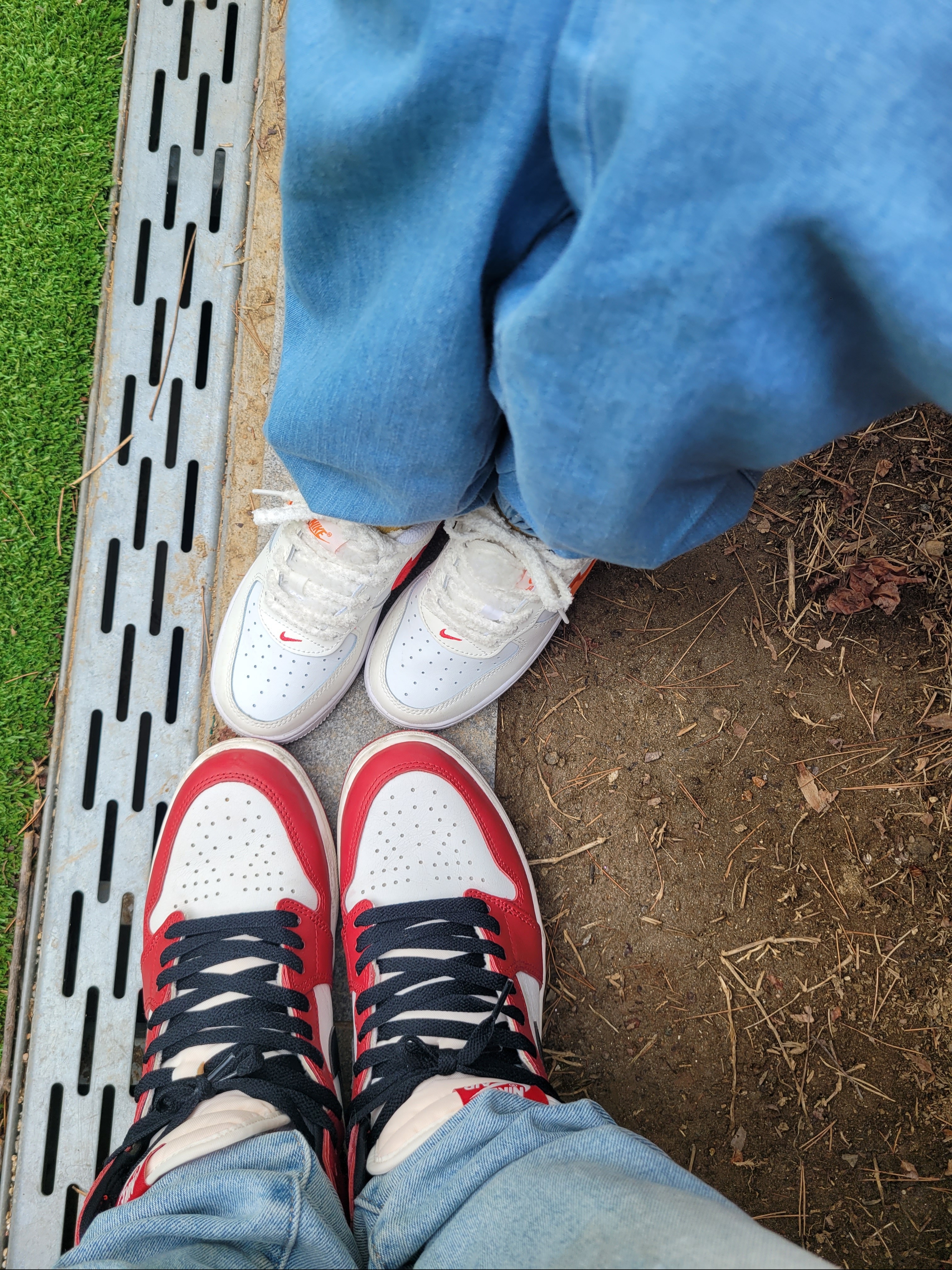 (PS) Nike Force 1 LV8 Sail White, Jordan 1 Retro High OG Chicago 2022 착용 스타일 - 4