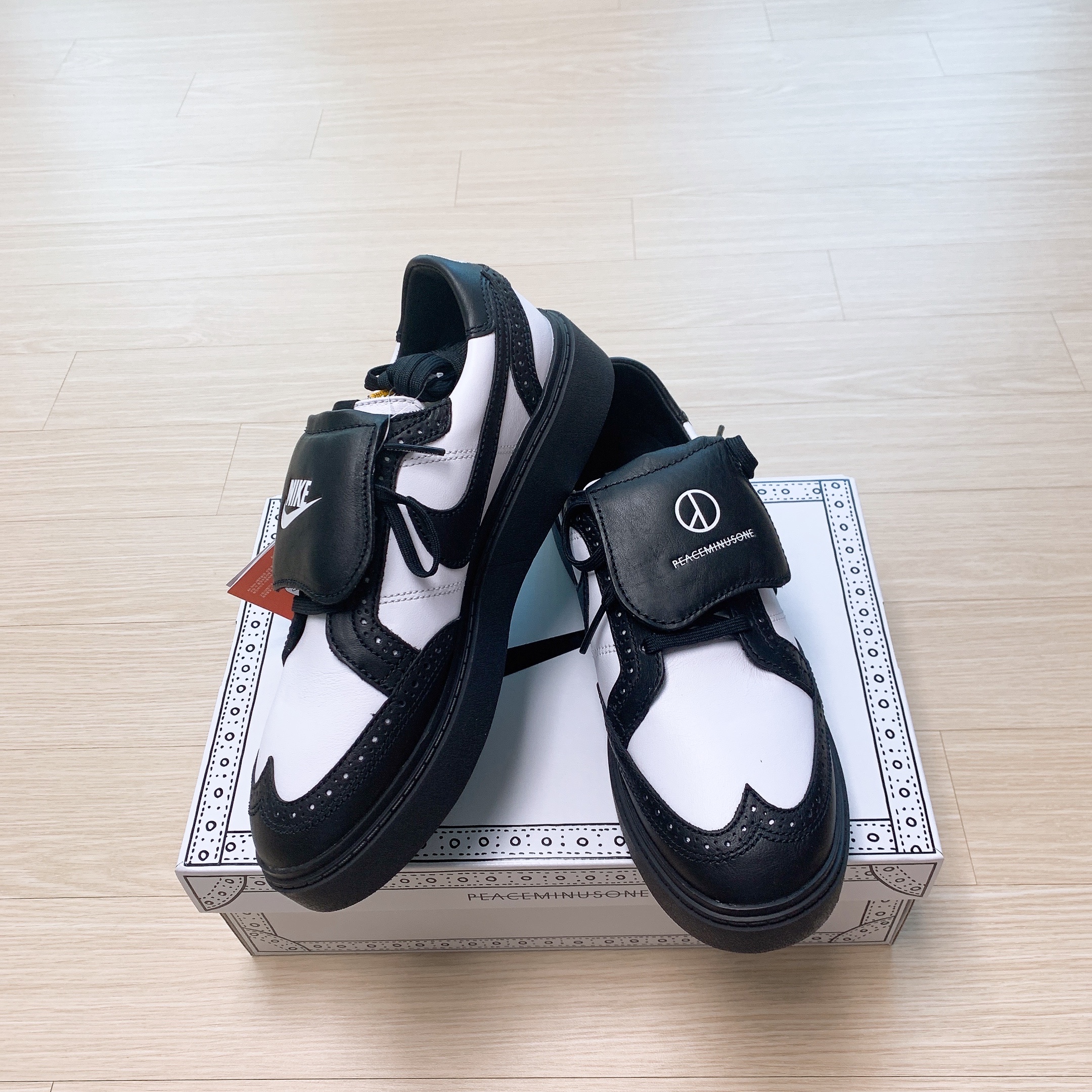 Nike x Peaceminusone Kwondo1 Black and White 착용 스타일 - 1