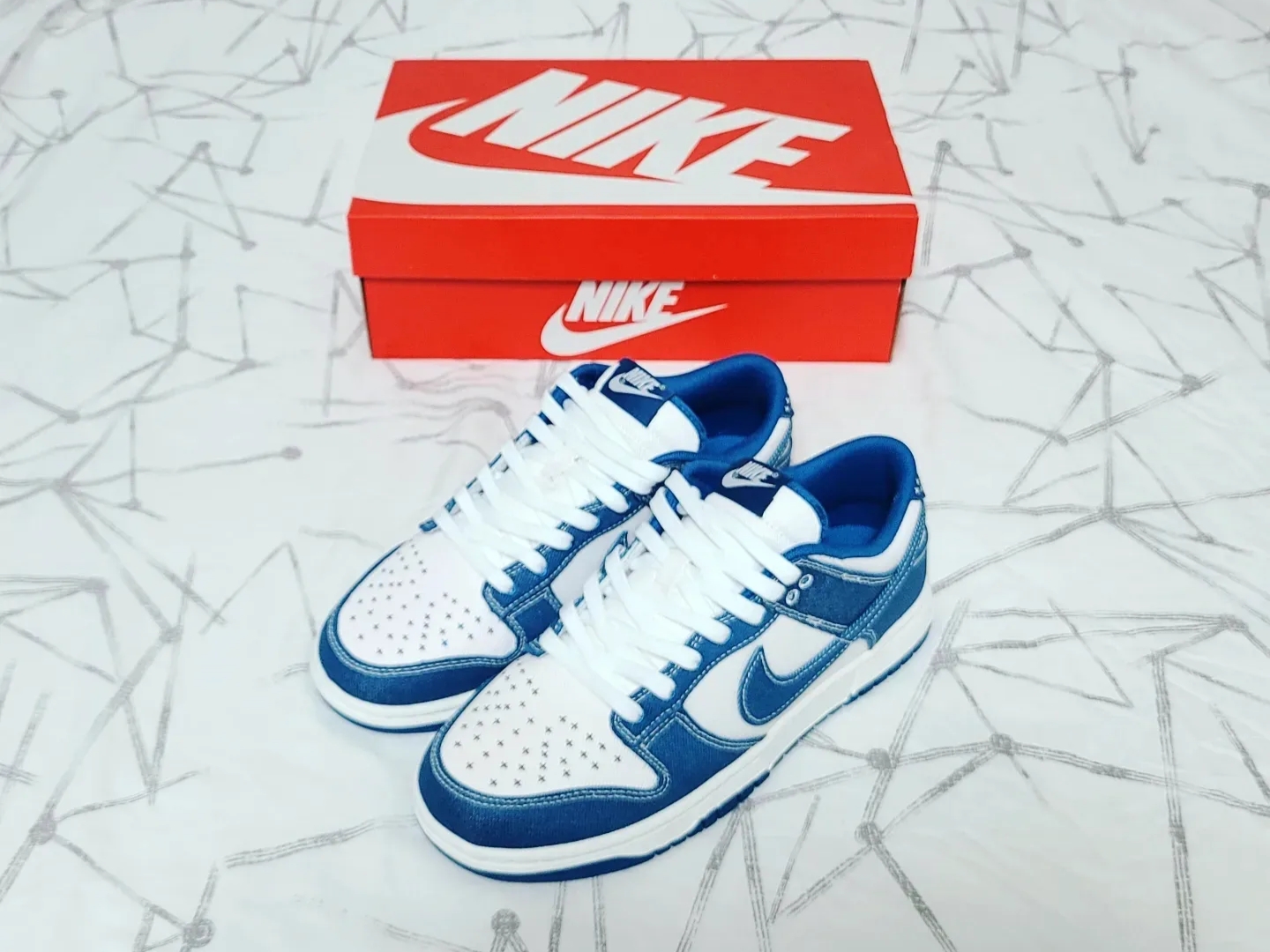 Nike Dunk Low Retro SE Industrial Blue 착용 스타일 - 1