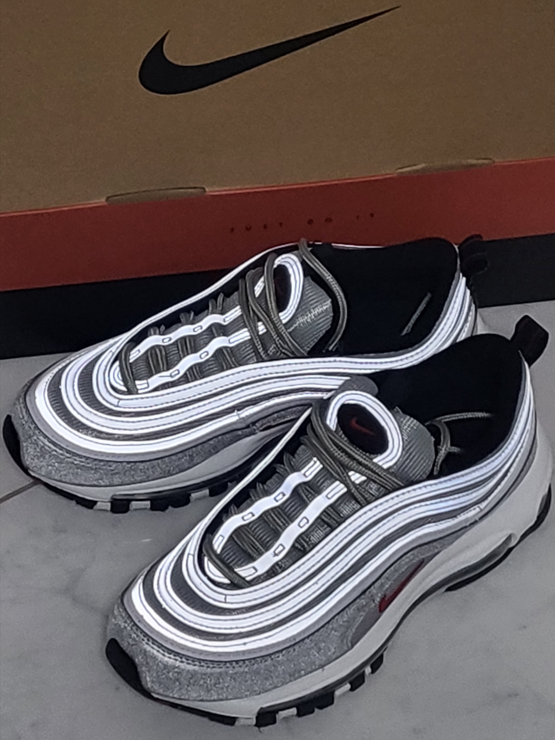 (W) Nike Air Max 97 OG Silver Bullet 2022 착용 스타일