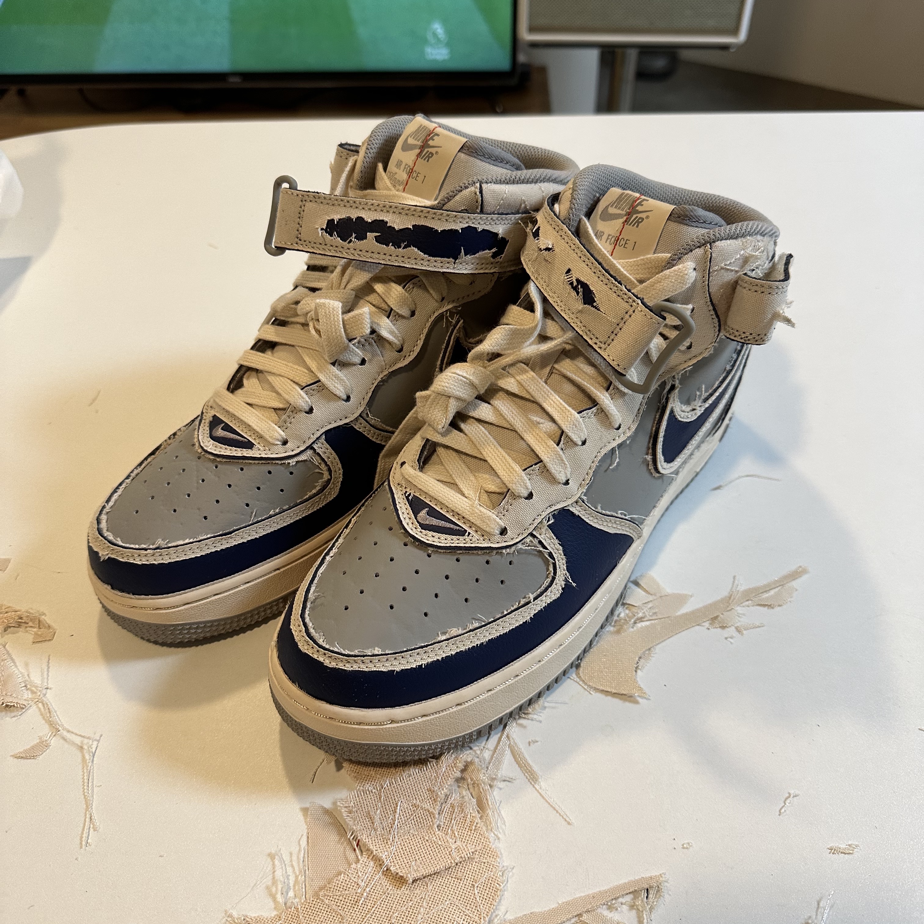 Nike Air Force 1 Mid '07 Pearl White 착용 스타일 - 3