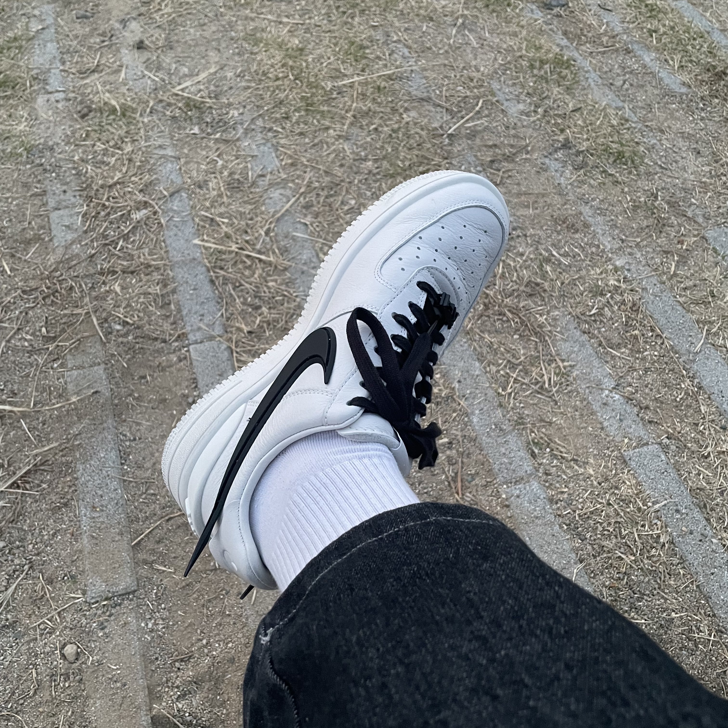 Nike x Ambush Air Force 1 Low SP Phantom 착용 스타일