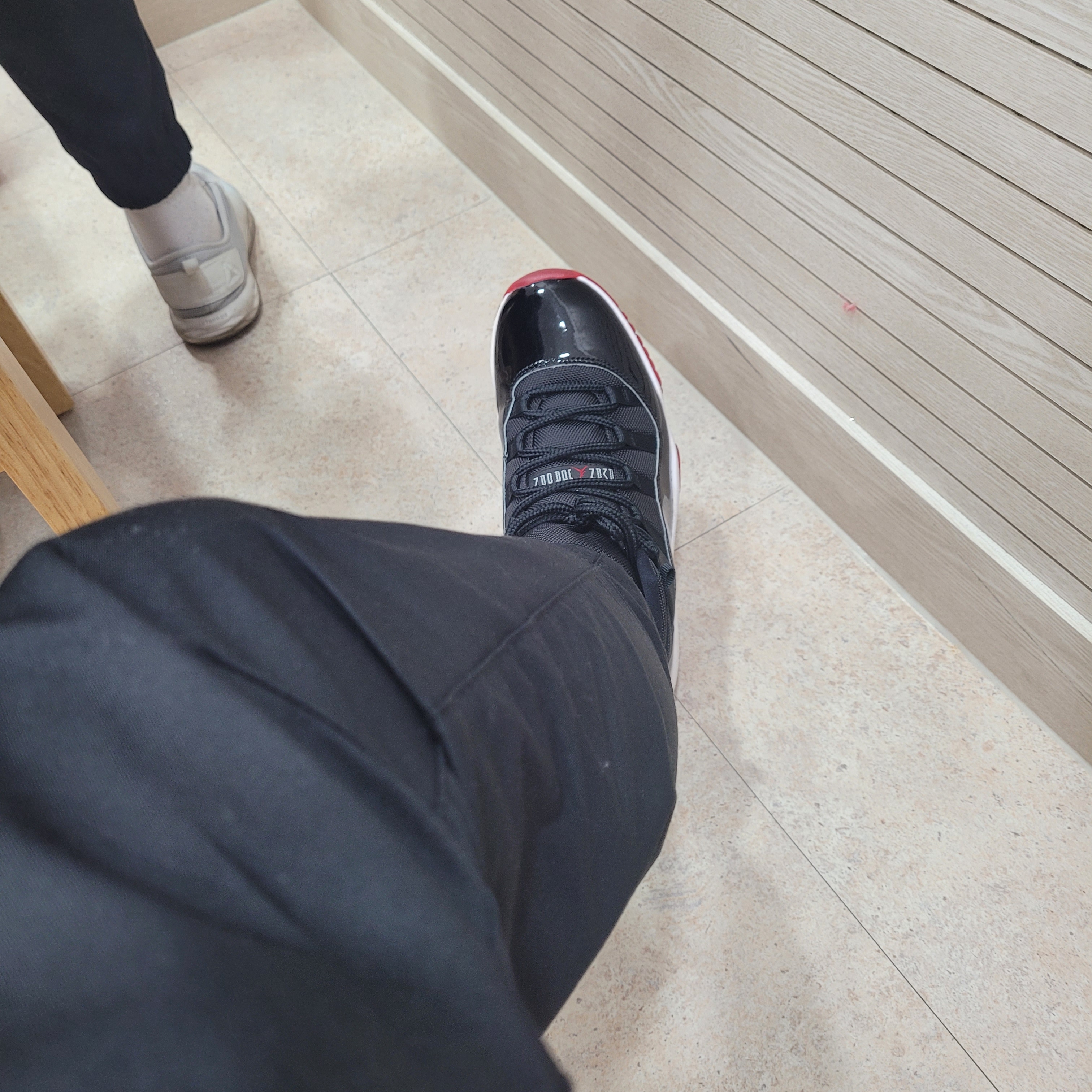 Jordan 11 Retro Bred 2019 착용 스타일 - 2