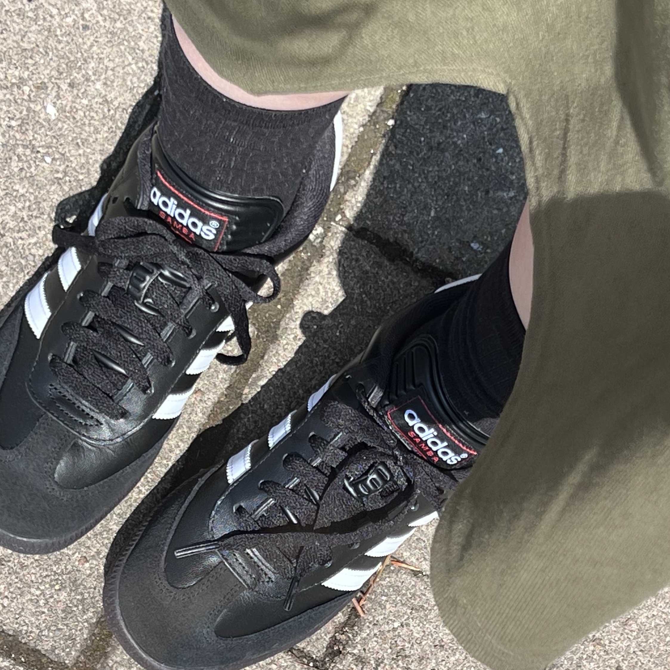 (J) Adidas Samba Classic Core Black 착용 스타일