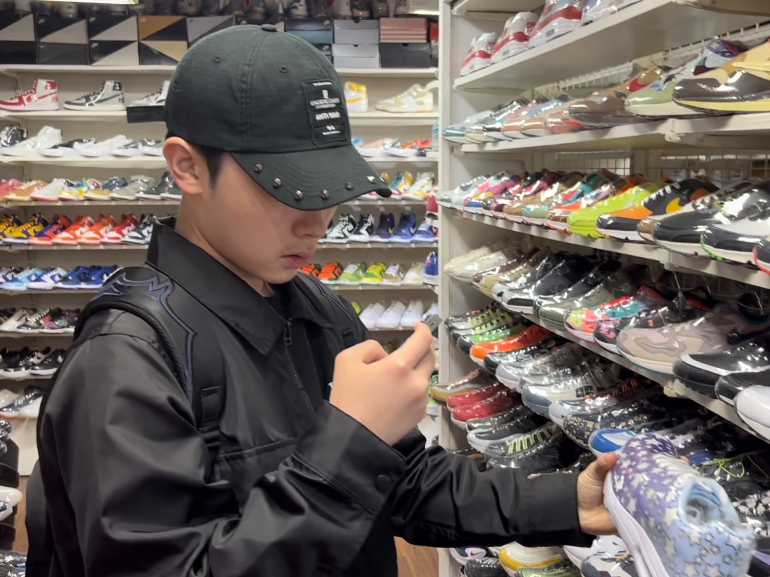 Supreme x Undercover Studded 6-Panel Black - 23SS 착용 스타일 - 1