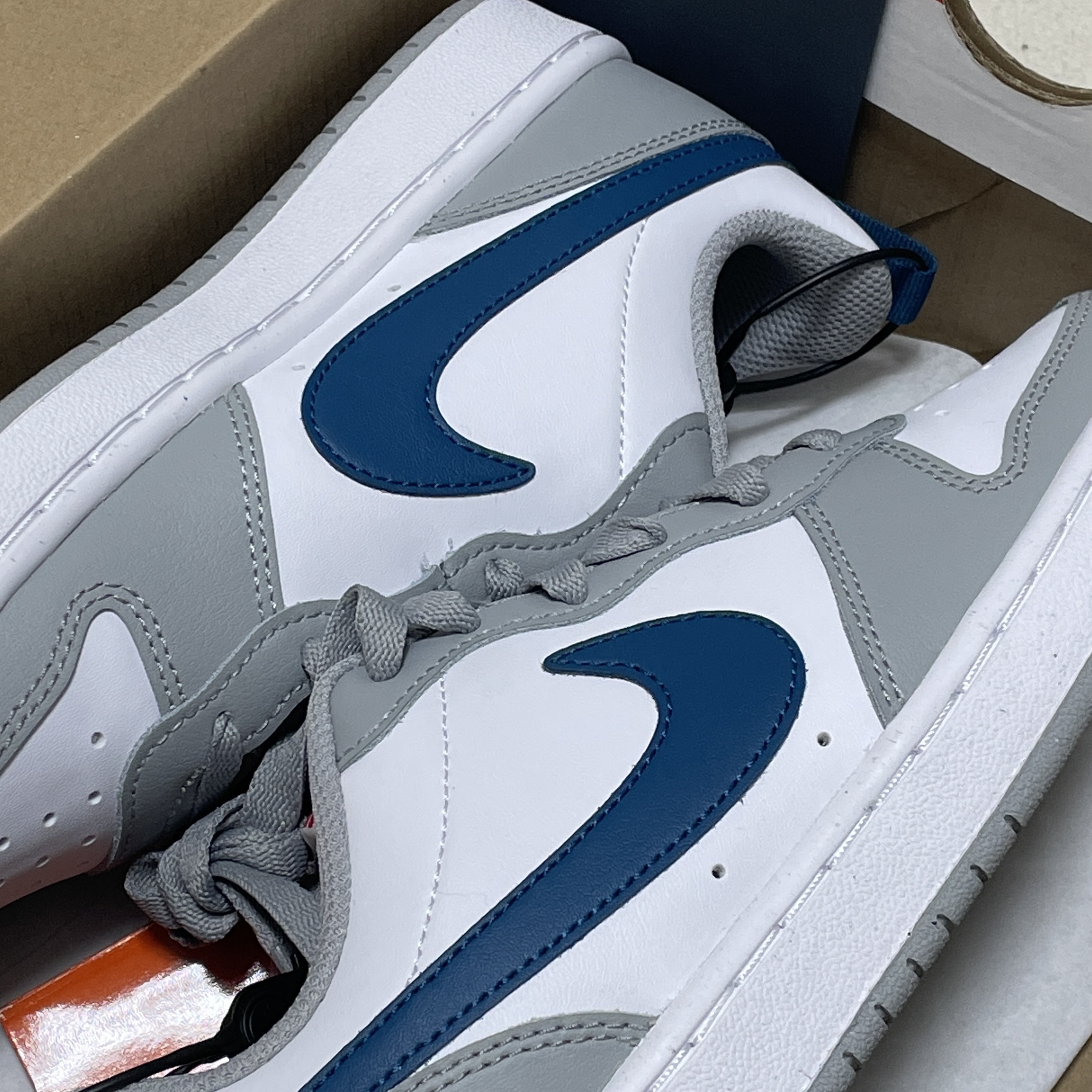 (GS) Nike Court Borough Low 2 Light Smoke Grey 착용 스타일