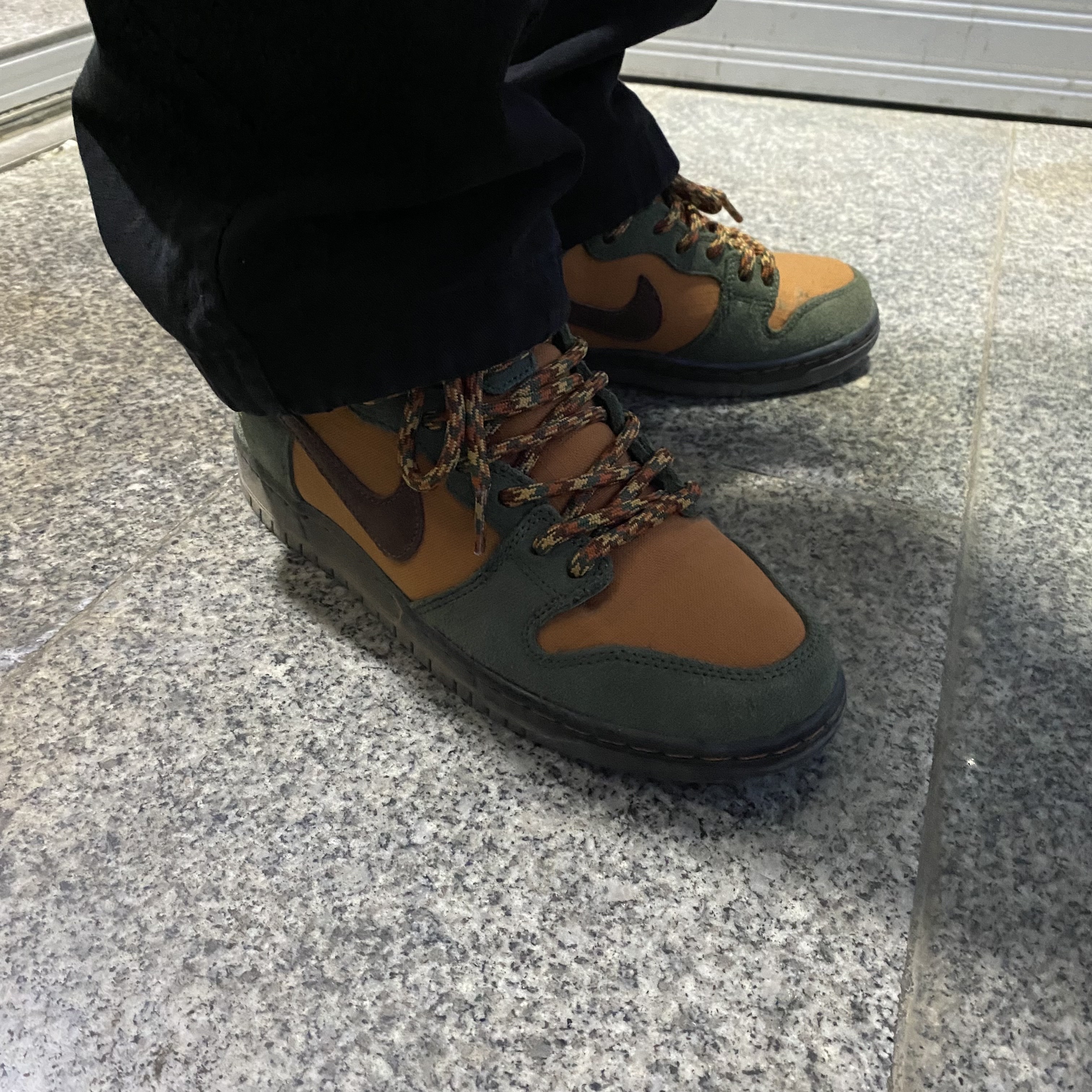Nike SB Dunk High Pro QS Pass~Port 착용 스타일