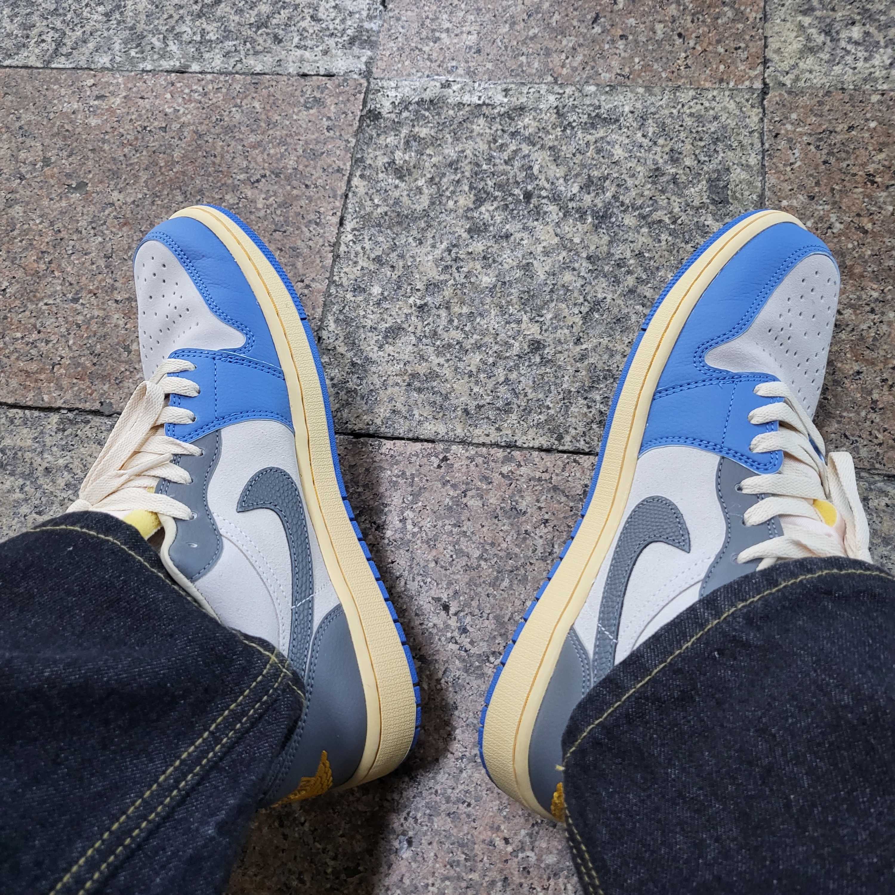 Jordan 1 Low SE Tokyo 96 착용 스타일