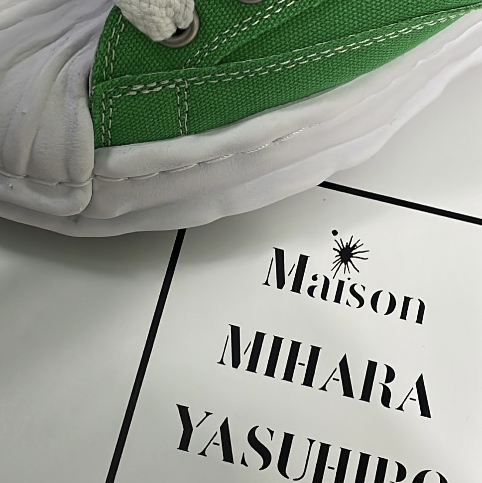 Maison Mihara Yasuhiro Blakey OG Sole Canvas Low-top Sneakers Green 착용 스타일 - 2