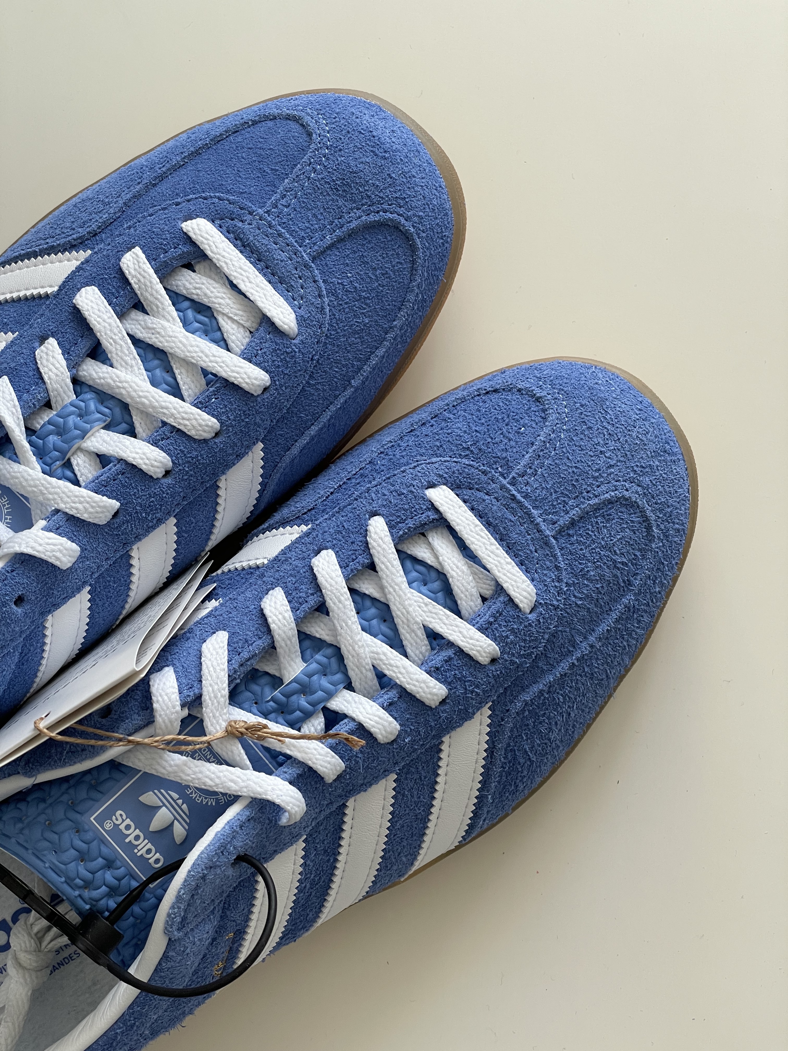 (W) Adidas Gazelle Indoor Blue Fusion Cloud White 착용 스타일 - 4
