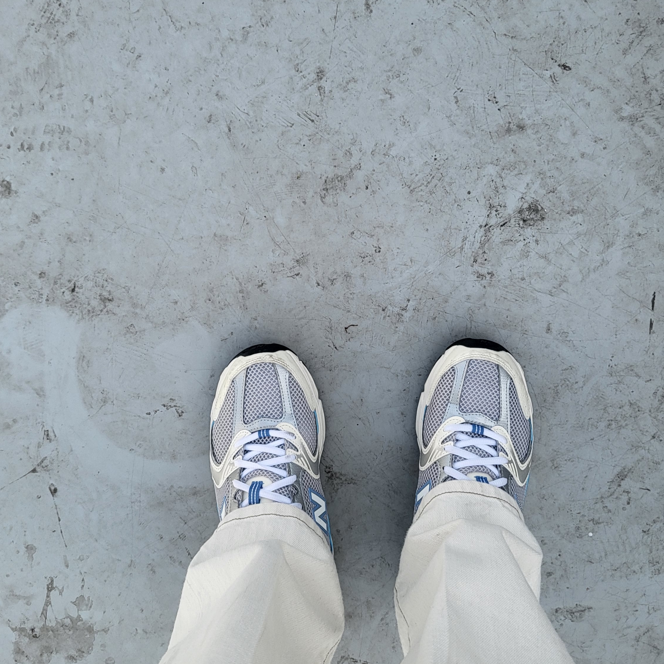 New Balance 530 Steel Blue 착용 스타일