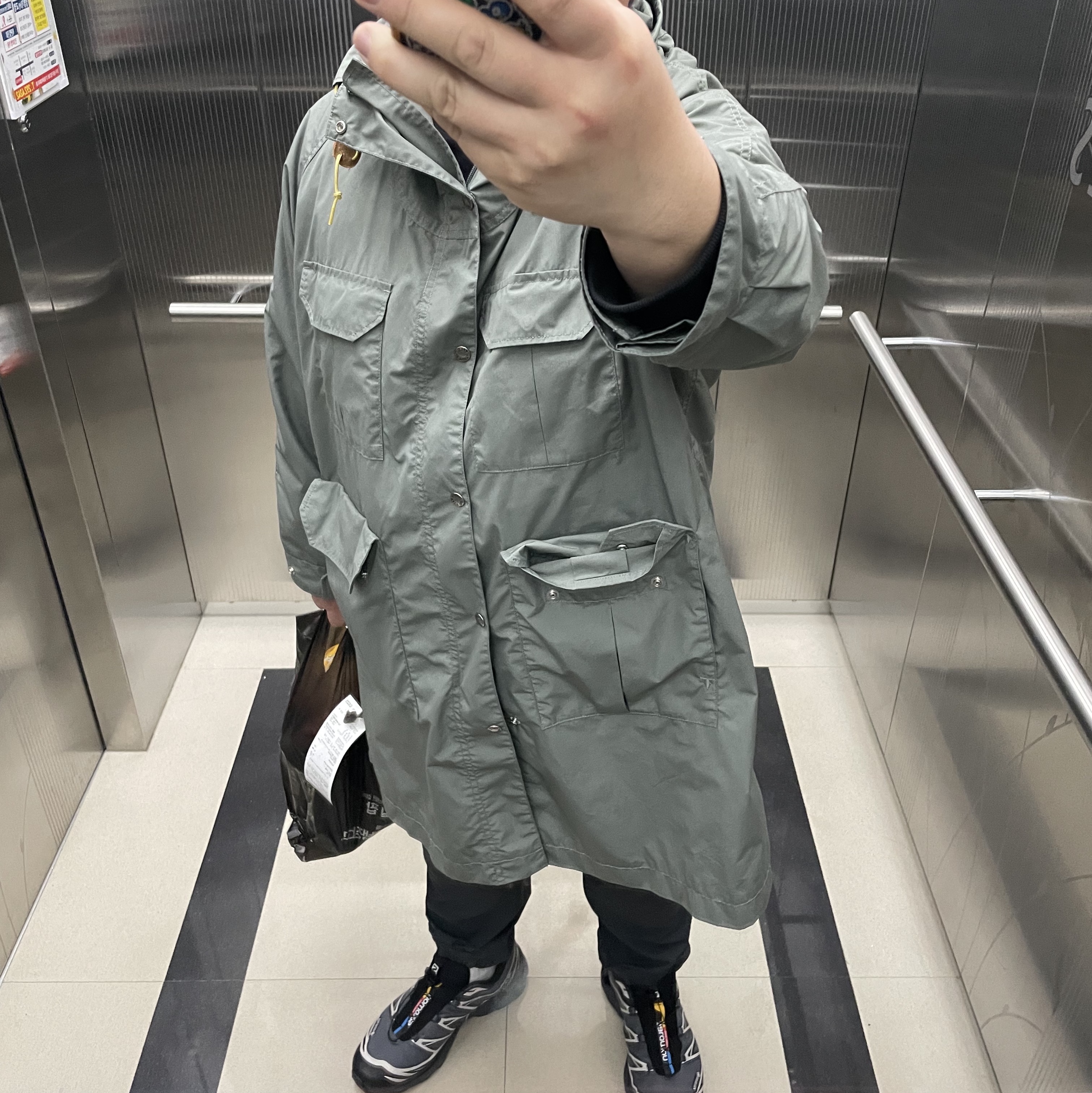 Salomon XT-6 Gore-Tex Black Ebony 착용 스타일