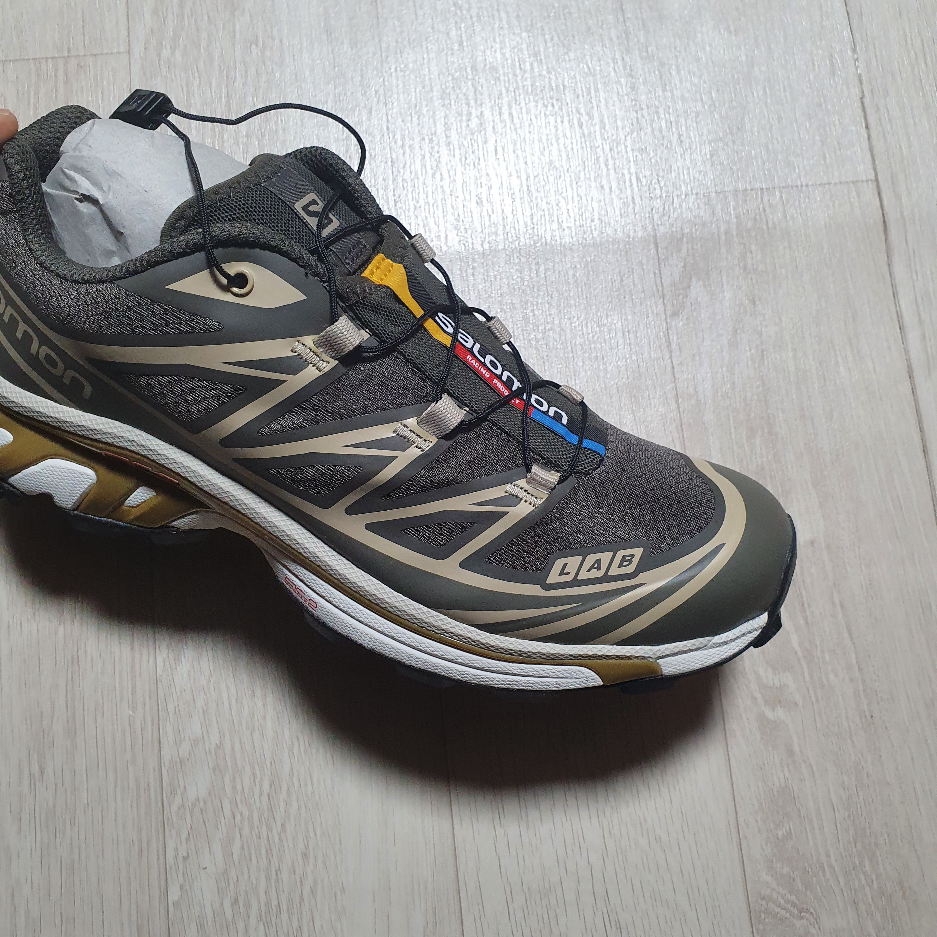 Salomon XT-6 Beluga Pewter 착용 스타일