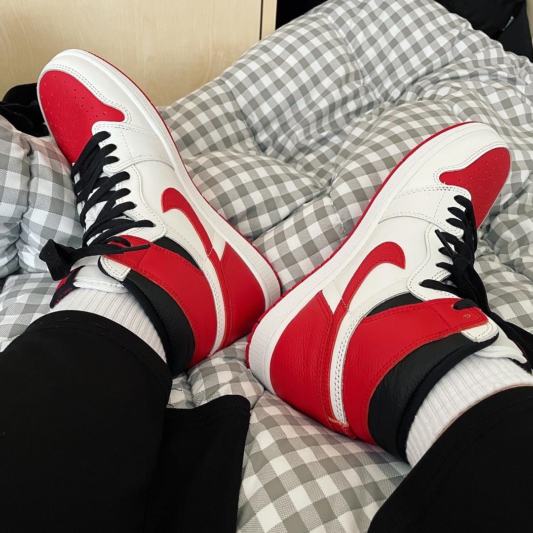 Jordan 1 Retro High OG Heritage 착용 스타일 - 2