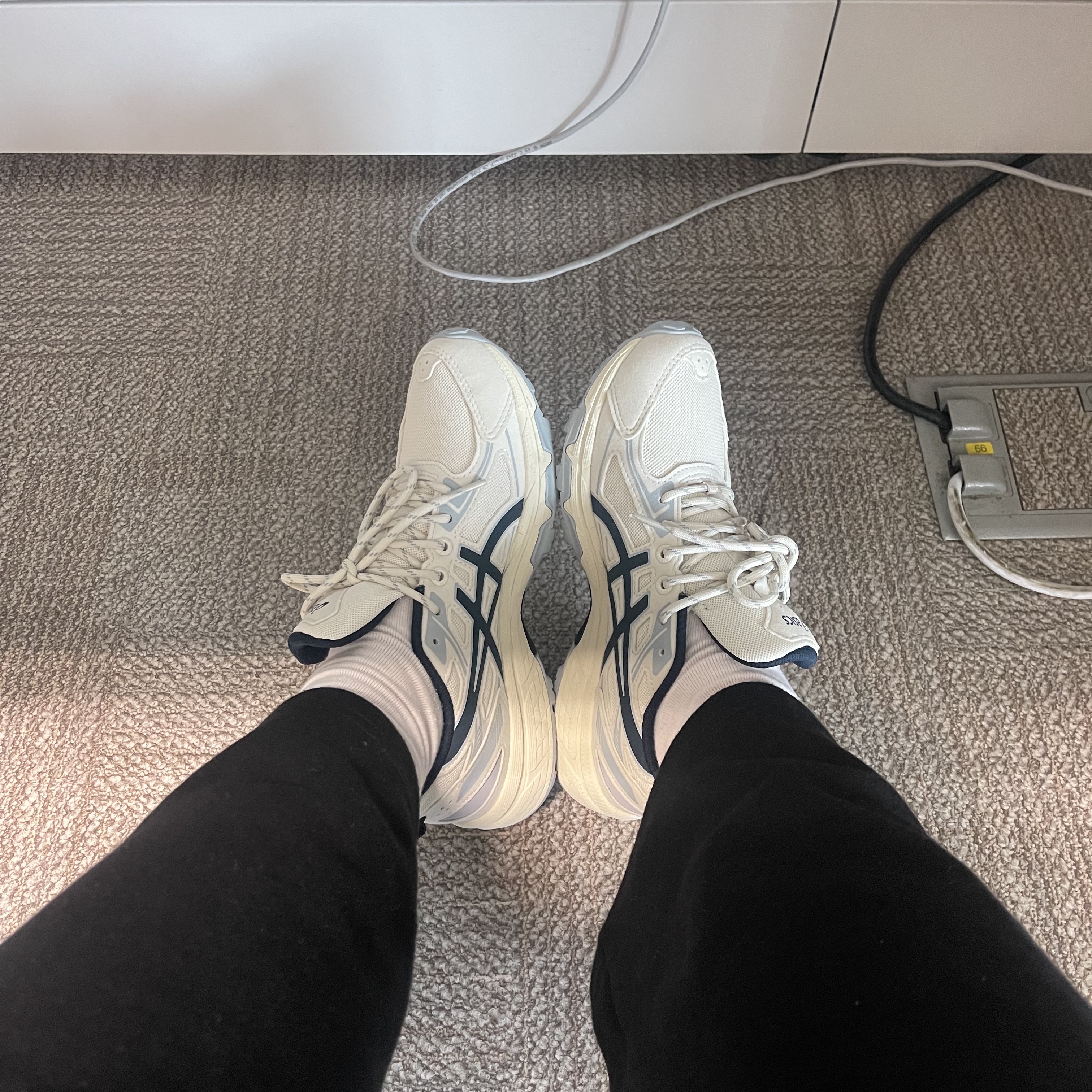 Asics Gel-Venture 6 SPS Birch French Blue 착용 스타일 - 2