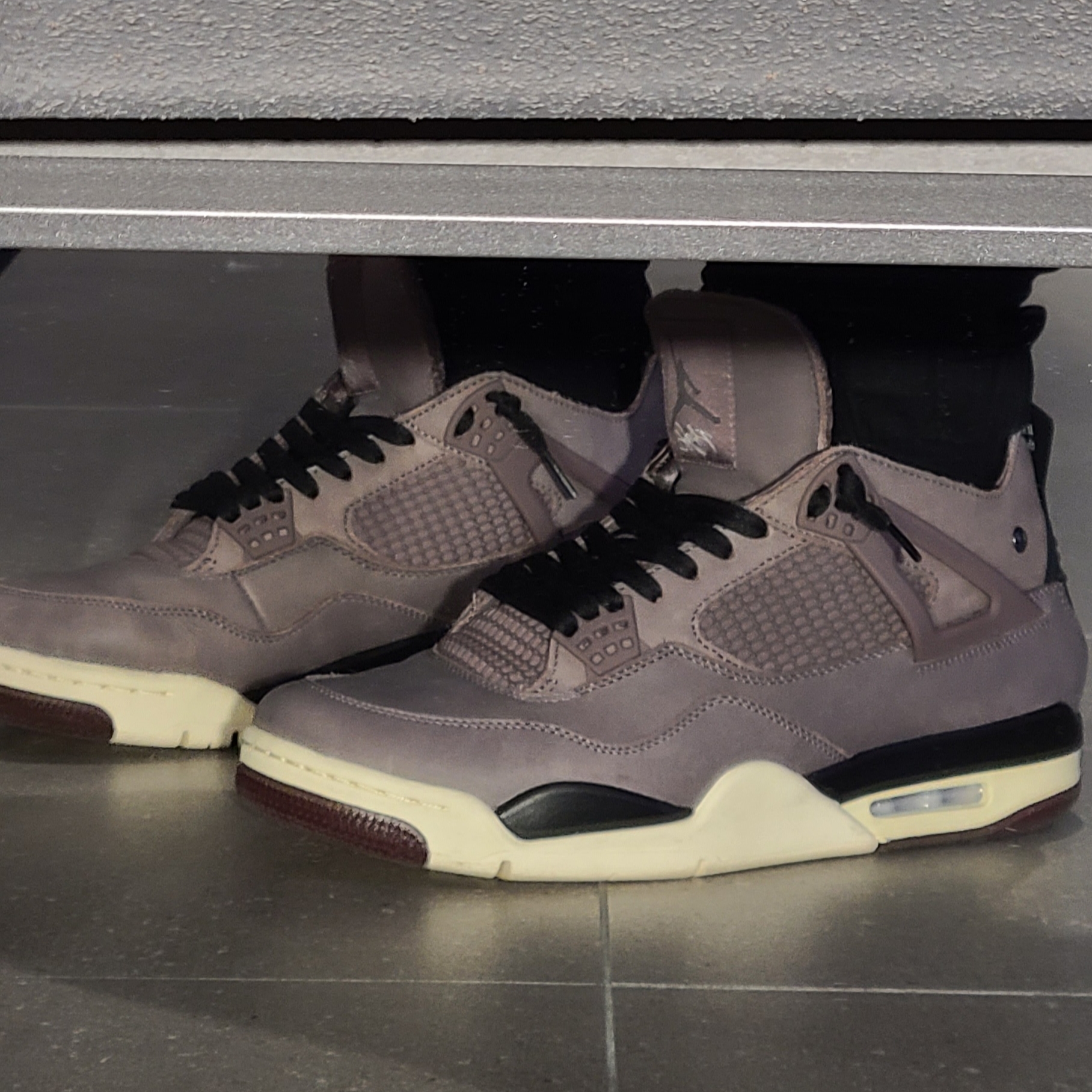 Jordan 4 x A Ma Maniere Retro Violet Ore 착용 스타일 - 1
