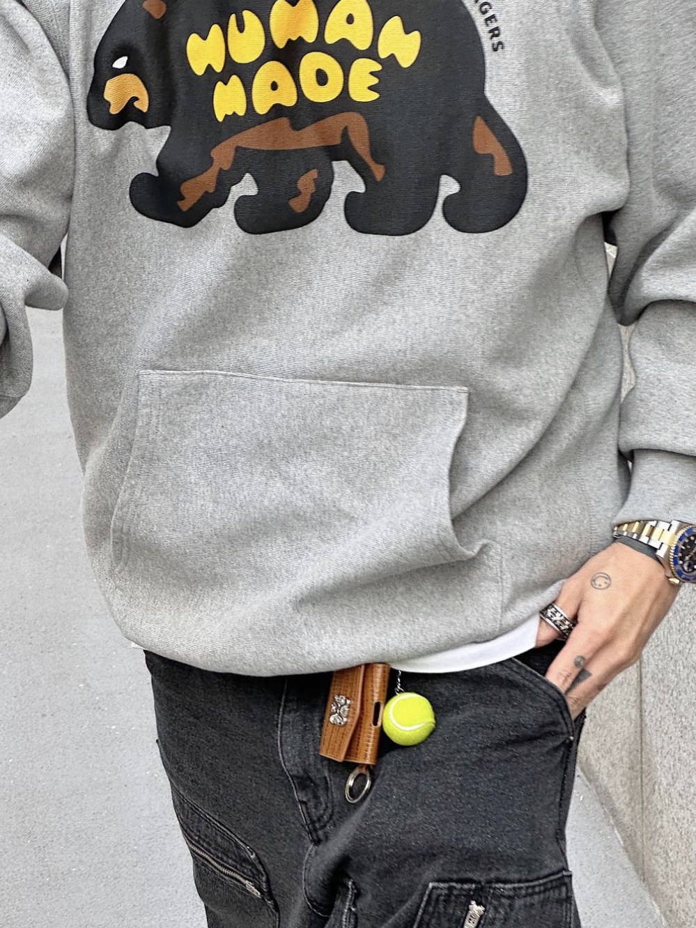Human Made Heavyweight Hoodie #1 Gray, Balenciaga 3XL Sneakers Light Beige 착용 스타일 - 2