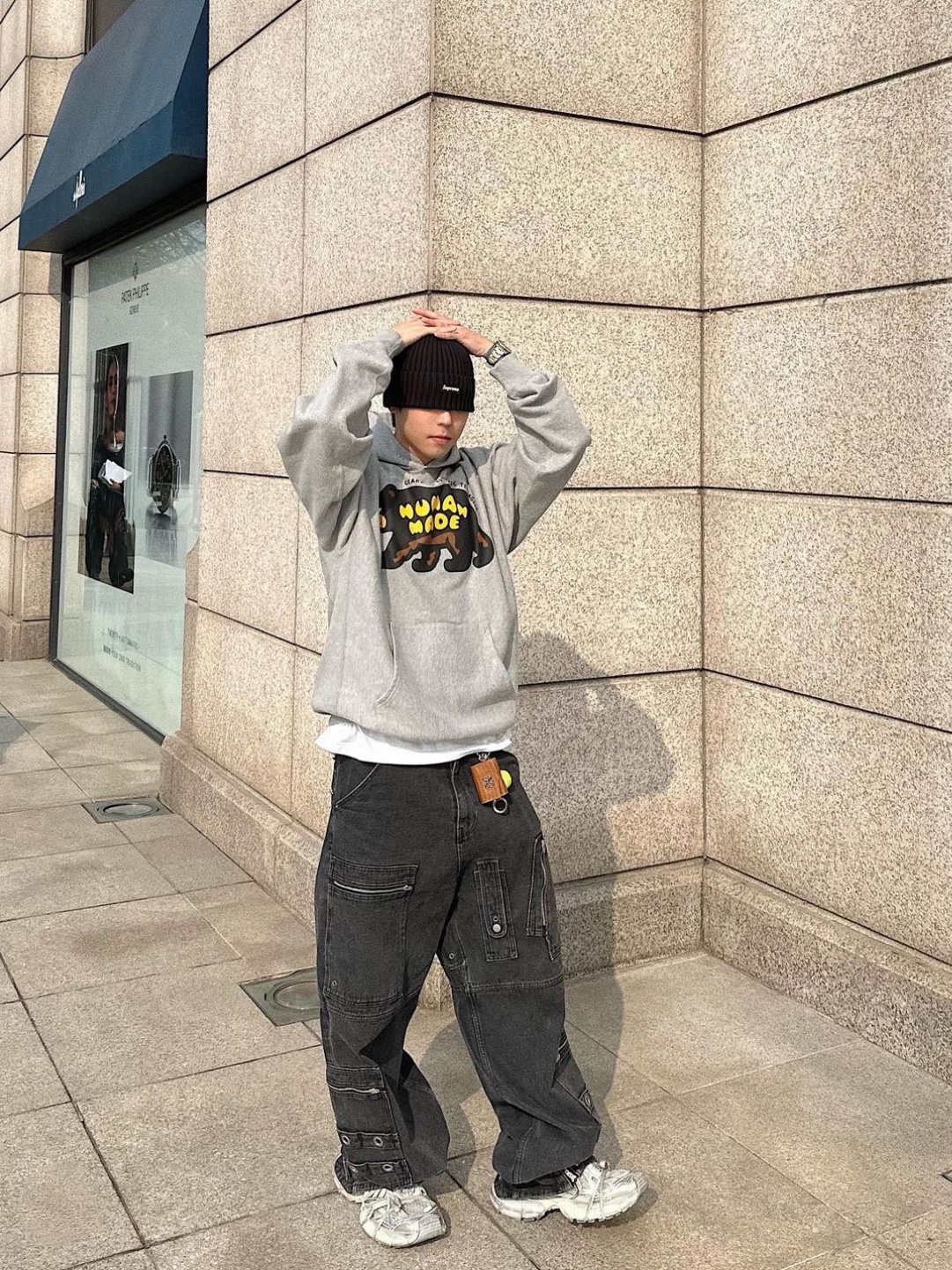 Human Made Heavyweight Hoodie #1 Gray, Balenciaga 3XL Sneakers Light Beige 착용 스타일 - 1