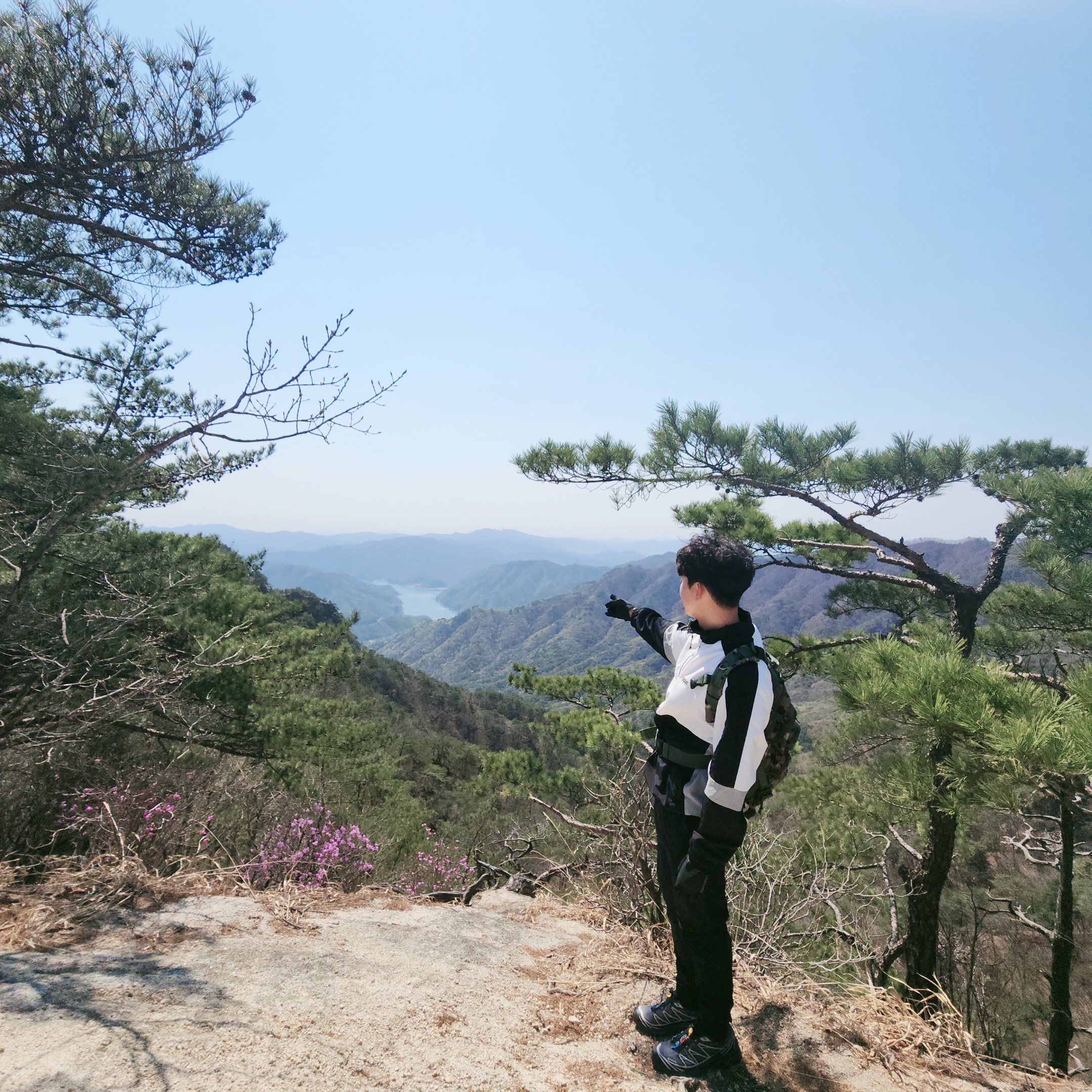 Salomon XT-6 Gore-Tex Black Ebony 착용 스타일
