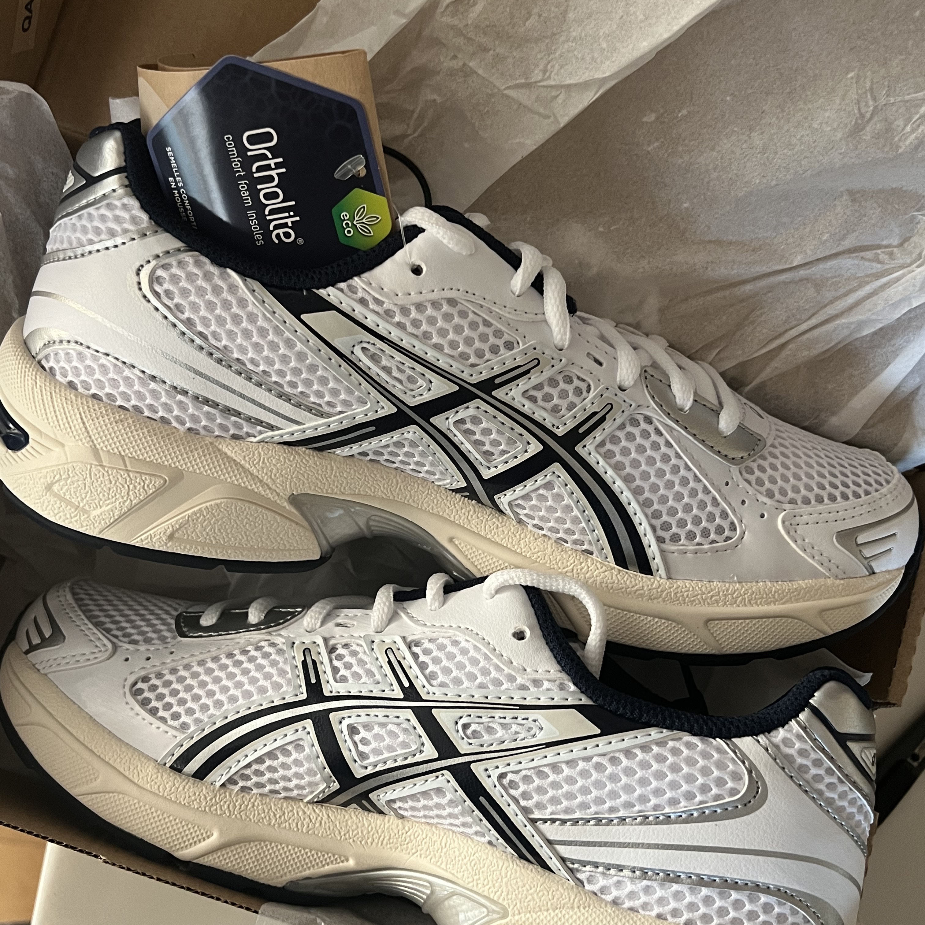 (W) Asics Gel-1130 White Midnight 착용 스타일