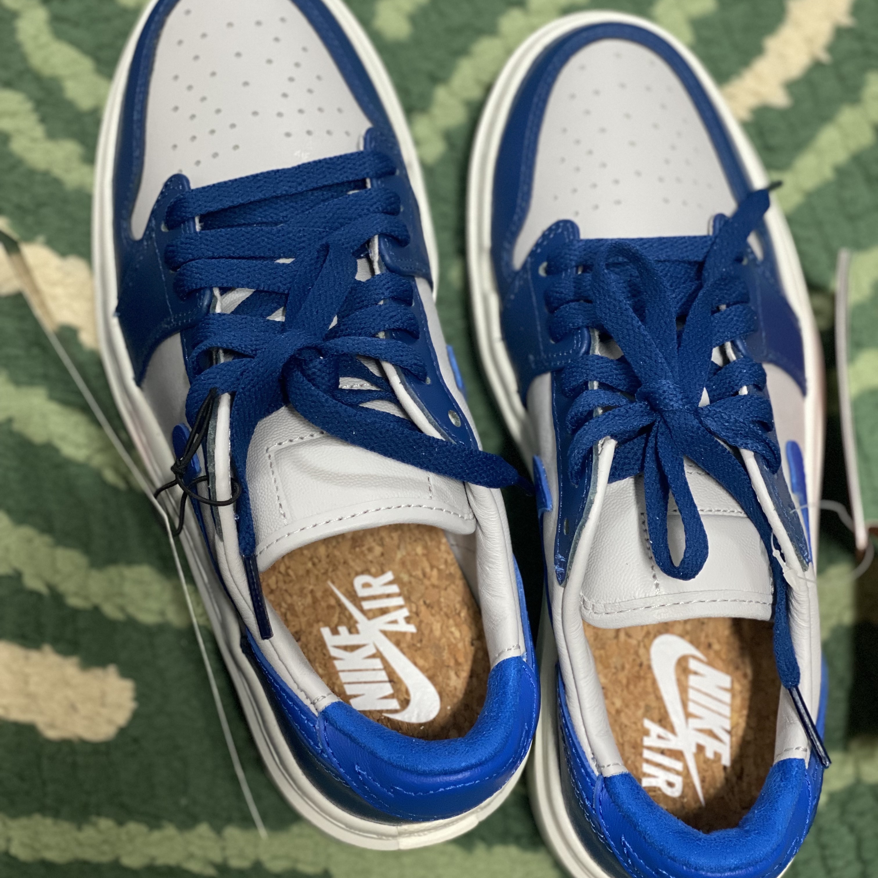 (W) Jordan 1 Elevate Low French Blue, (W) Jordan 1 Elevate Low White Wolf Grey 착용 스타일 - 1