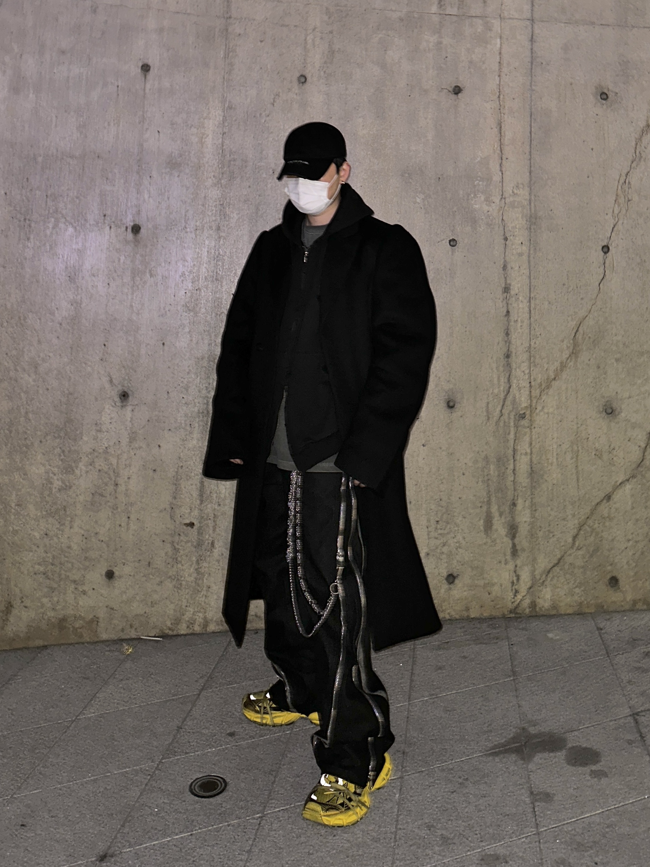 Balenciaga 3XL Sneakers Yellow Black, Project G/R Sprinter Coat Black 착용 스타일 - 3