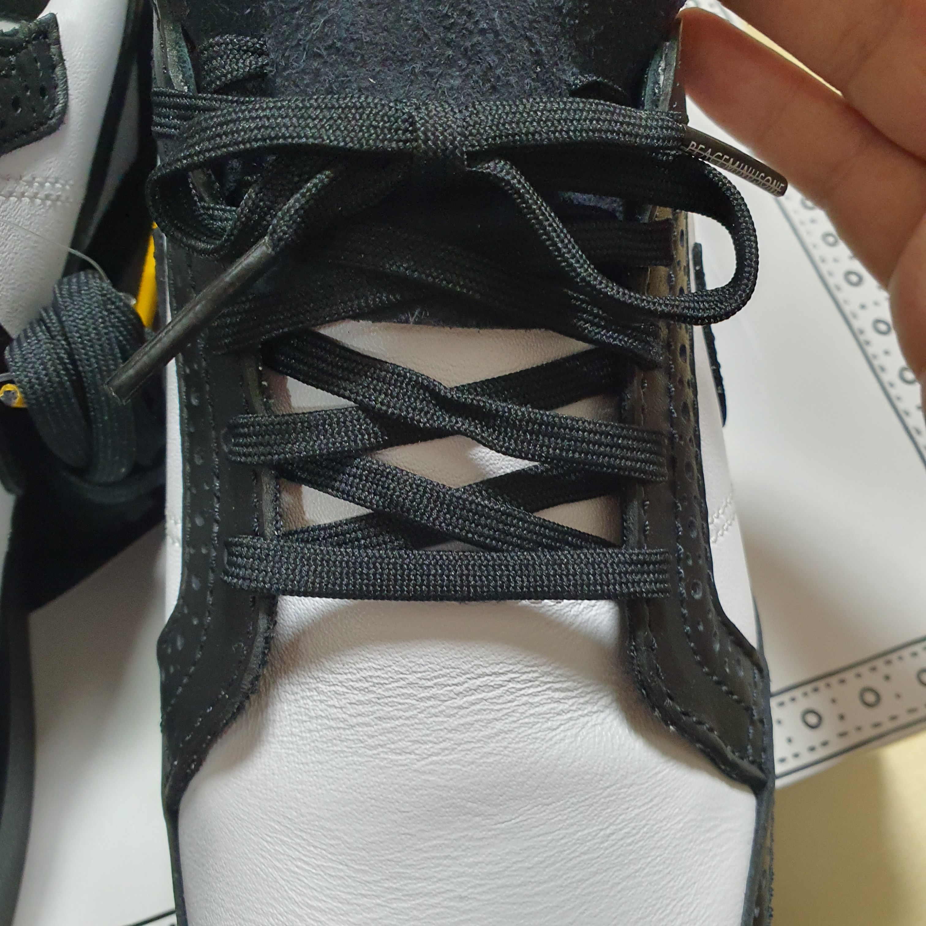 Nike x Peaceminusone Kwondo1 Black and White 착용 스타일 - 4
