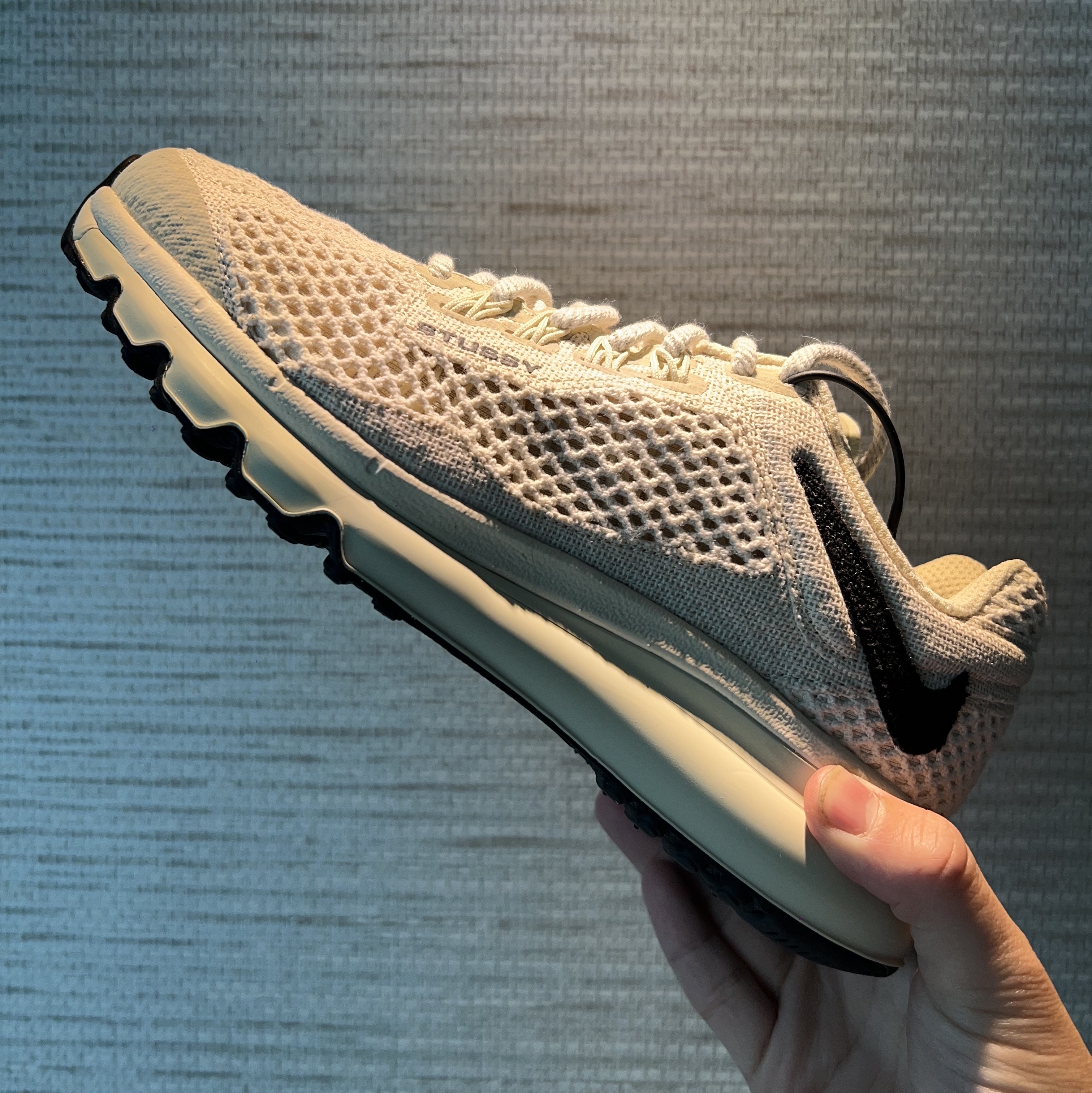Nike x Stussy Air Max 2013 Fossil 착용 스타일