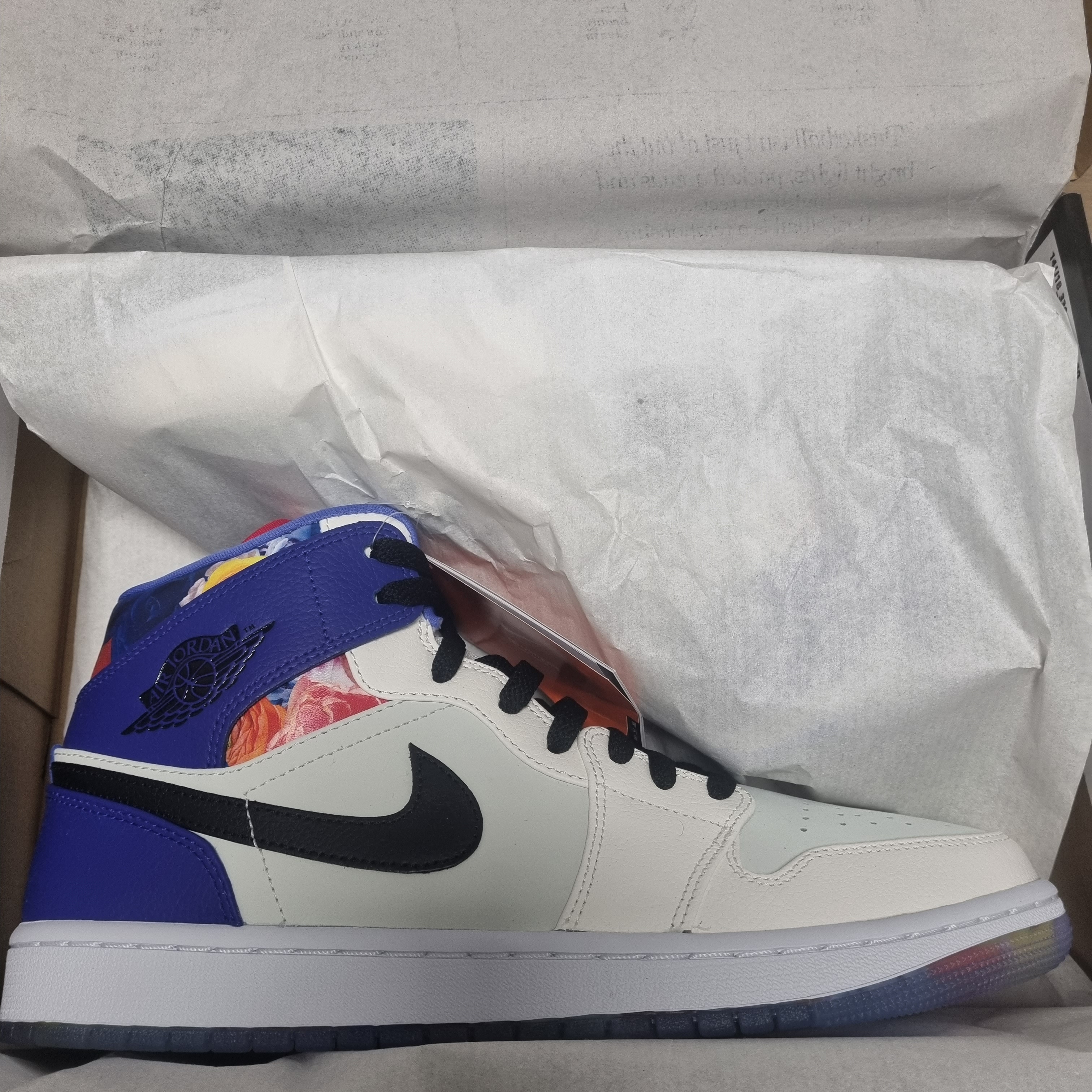 Jordan 1 Mid SE Floral 착용 스타일