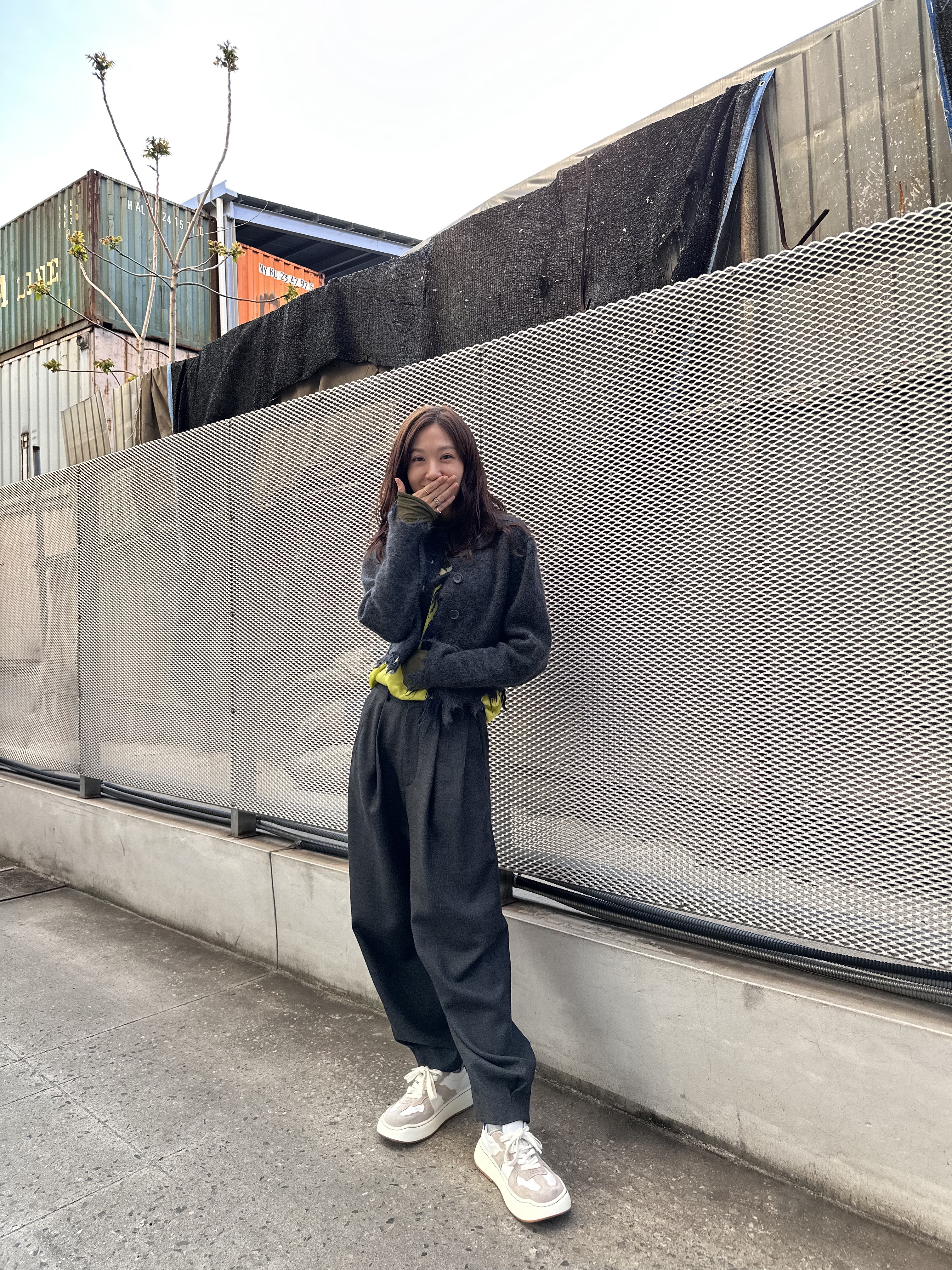 Ader Error Log; Baus Off White 착용 스타일 - 1