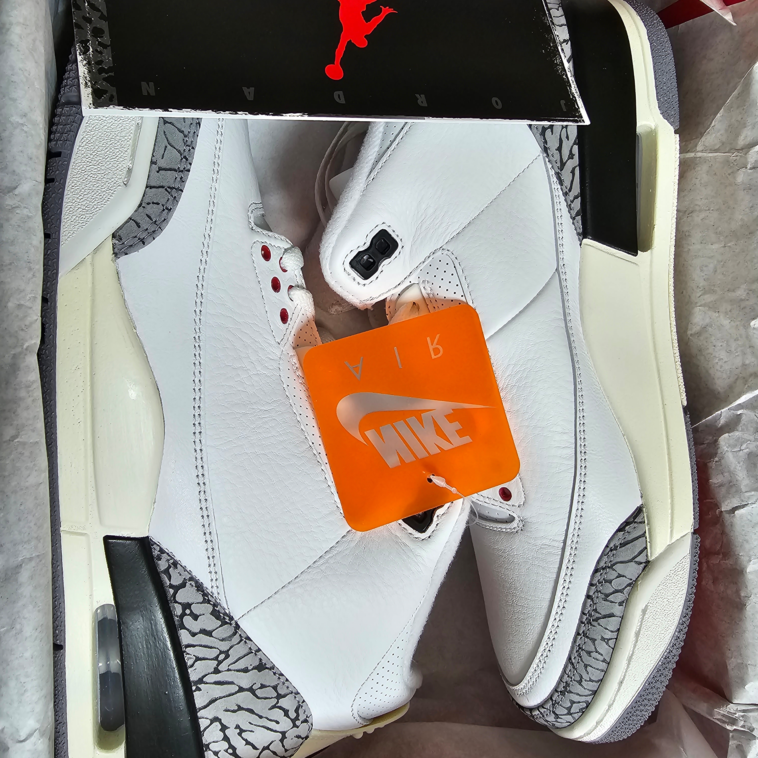 Jordan 3 Retro White Cement Reimagined 착용 스타일