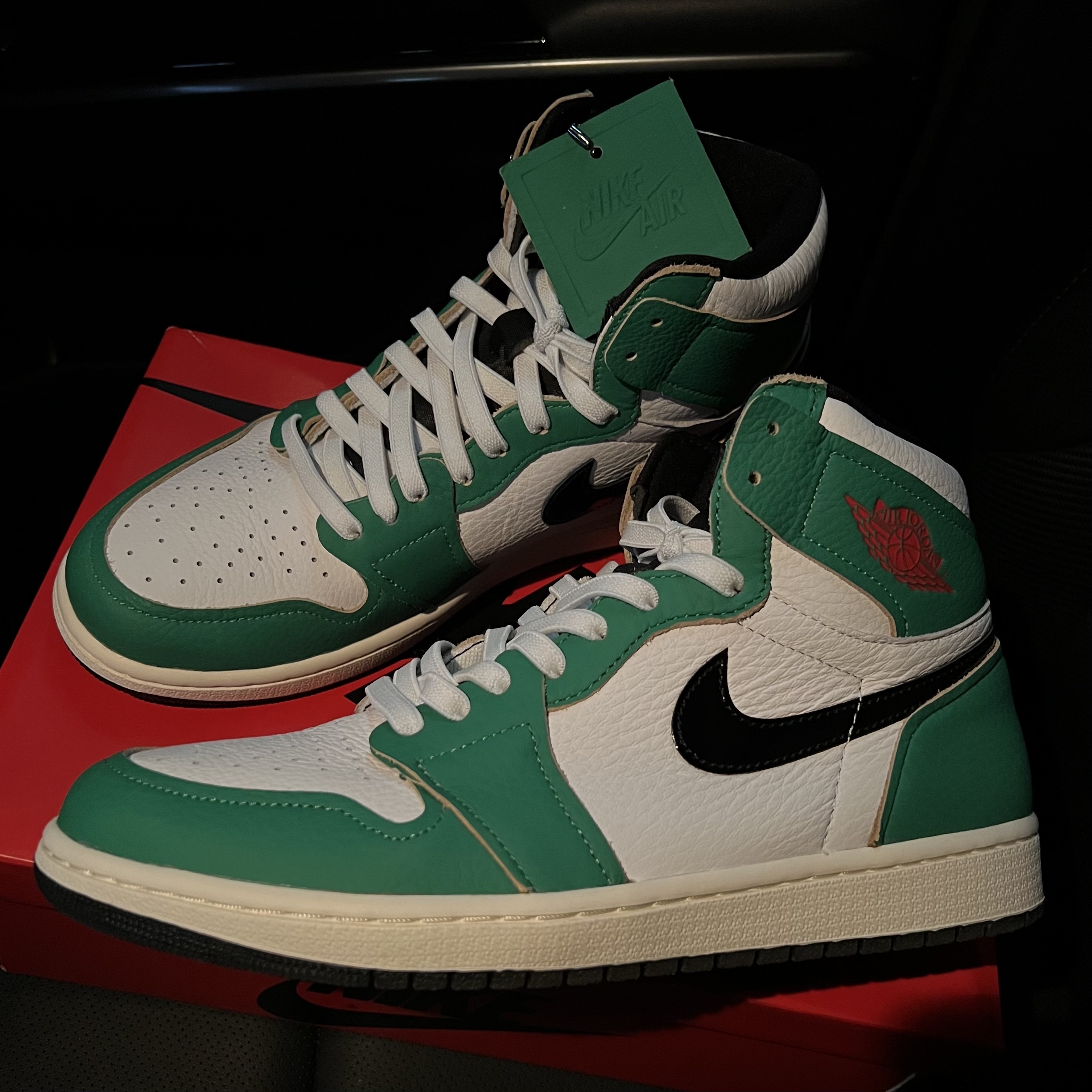 (W) Jordan 1 Retro High OG Lucky Green 착용 스타일