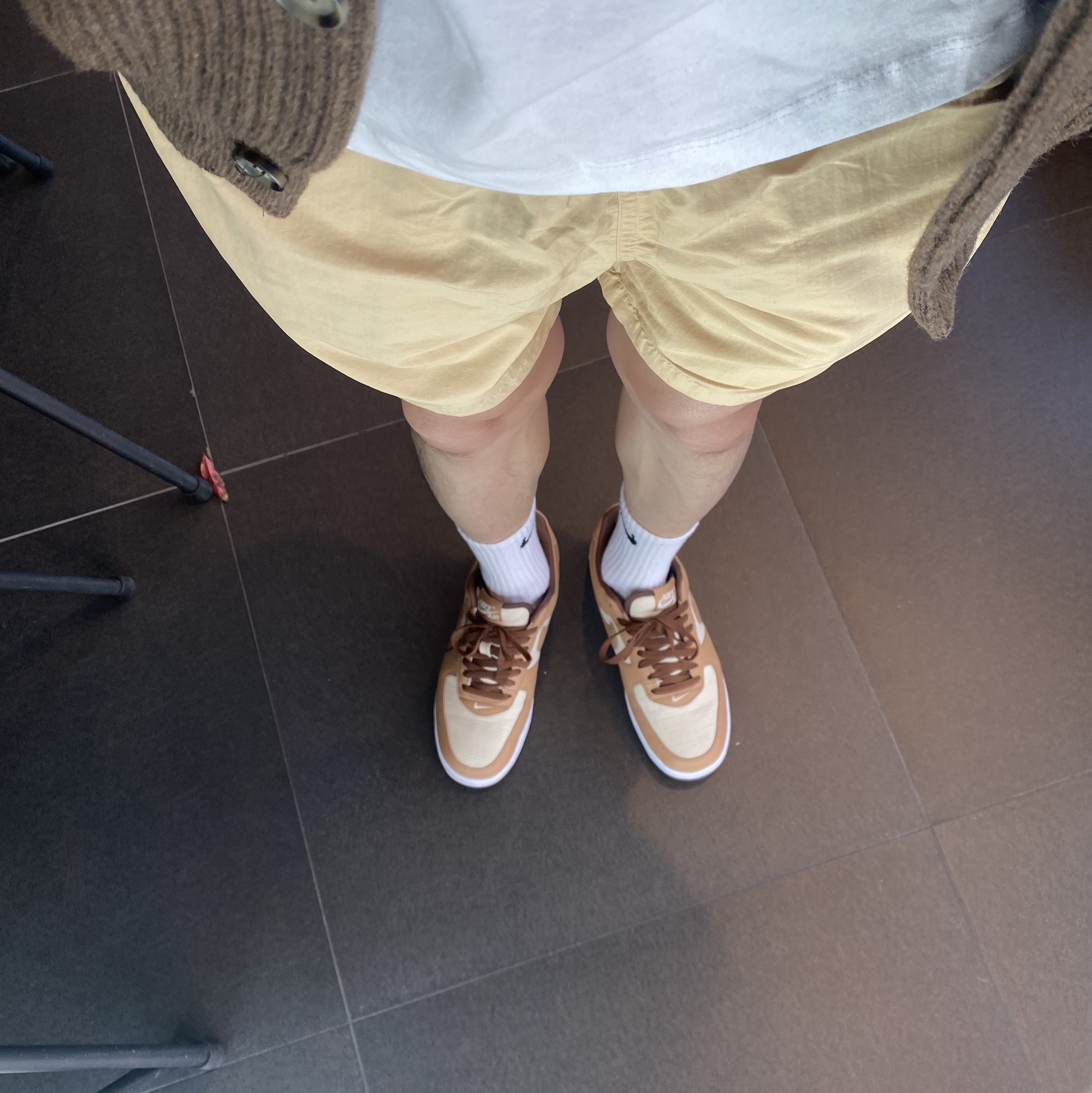 Nike Air Force 1 Low QS Acorn 2021 착용 스타일