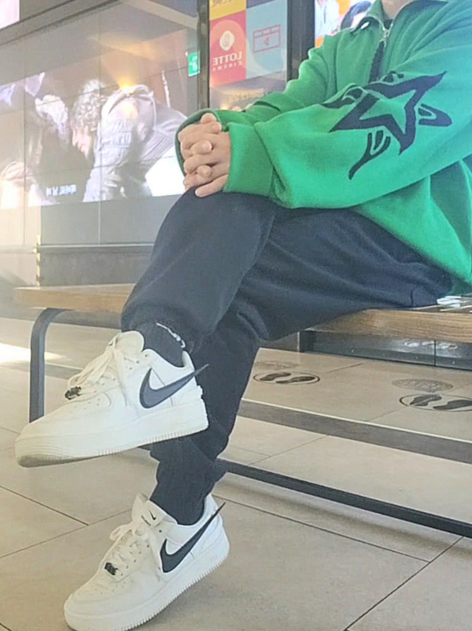 Nike x Ambush Air Force 1 Low SP Phantom 착용 스타일 - 2