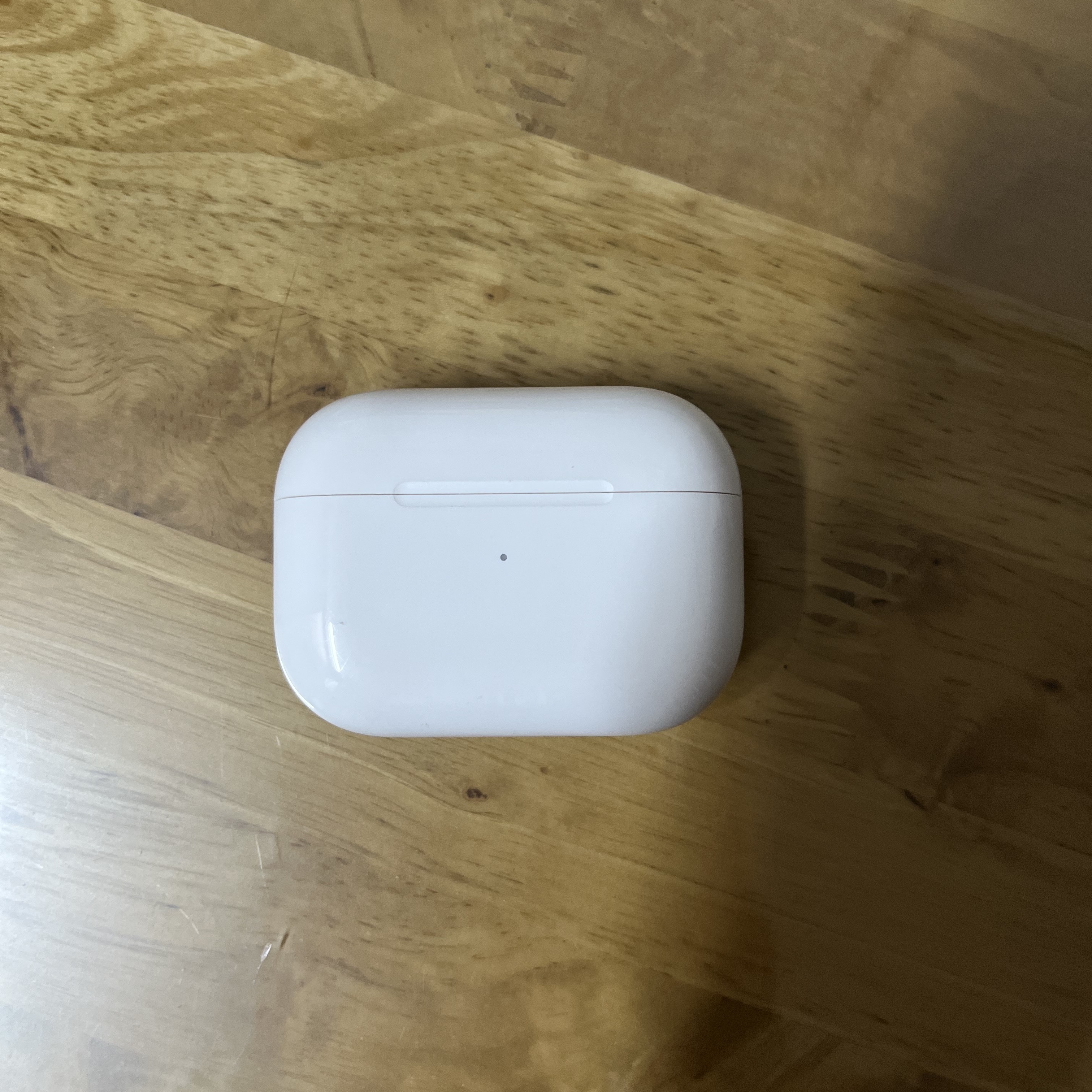 Apple AirPods Pro with MagSafe Charging Case (Korean Ver.) 착용 스타일 - 1