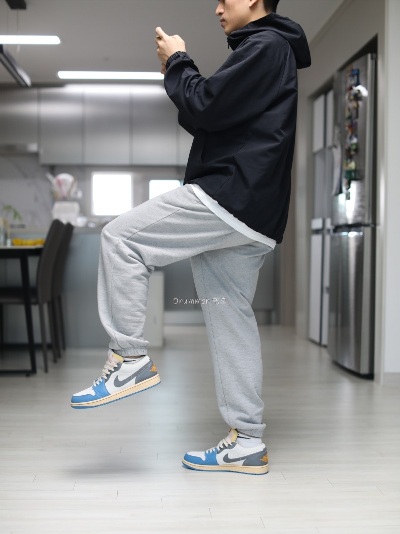 Jordan 1 Low SE Tokyo 96 착용 스타일