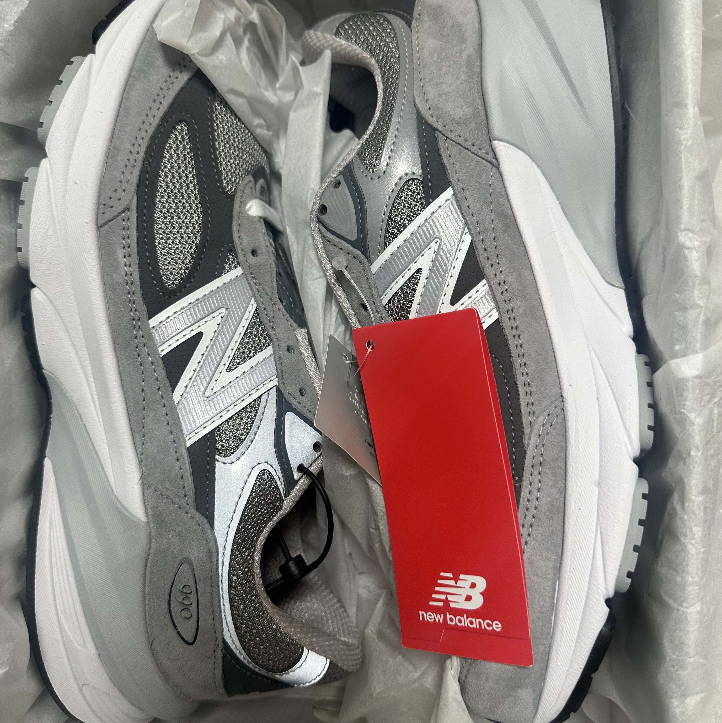 New Balance 990v6 Made in USA Grey - D Standard 착용 스타일