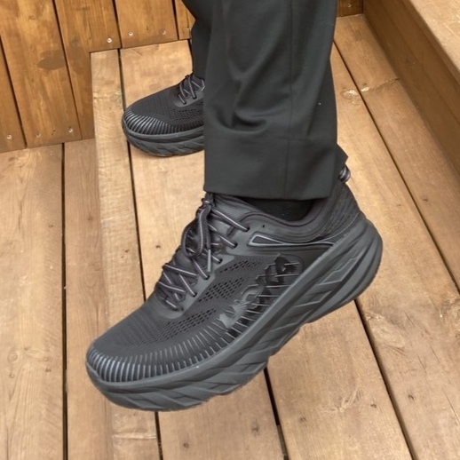 (W) Hoka Bondi 7 Black - Wide, Hoka Bondi 7 Black 착용 스타일