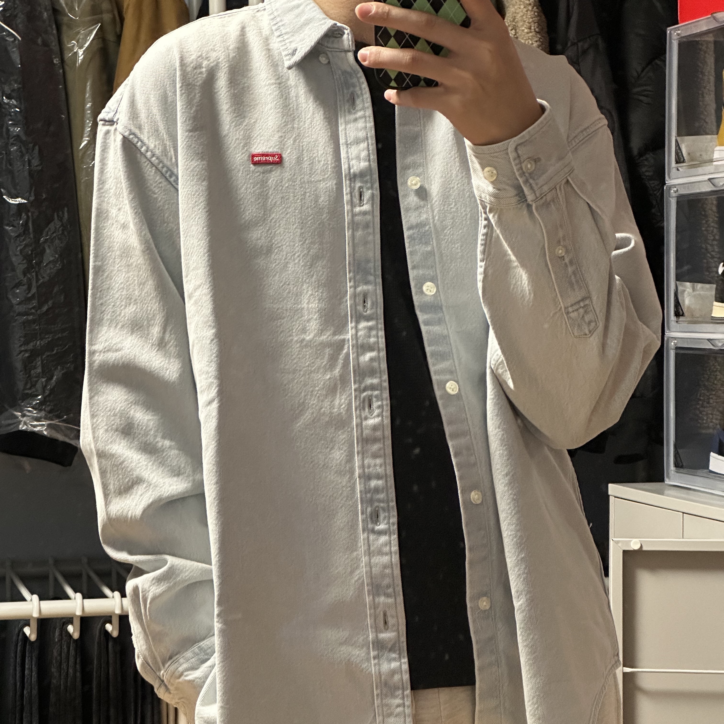 Supreme Small Box Shirt Denim - 23SS 착용 스타일 - 1