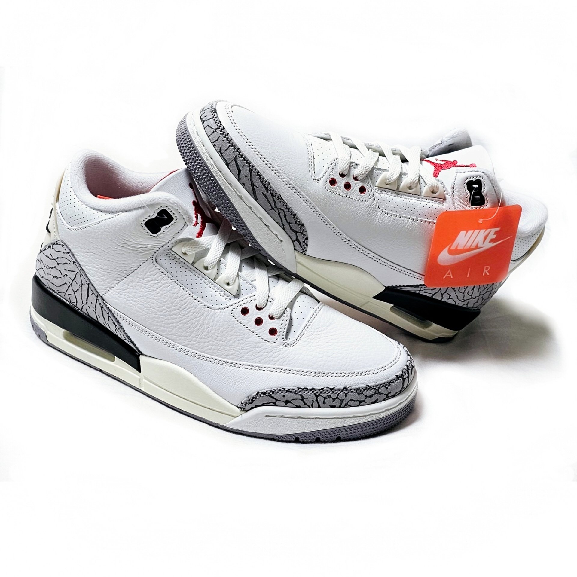 Jordan 3 Retro White Cement Reimagined 착용 스타일 - 1