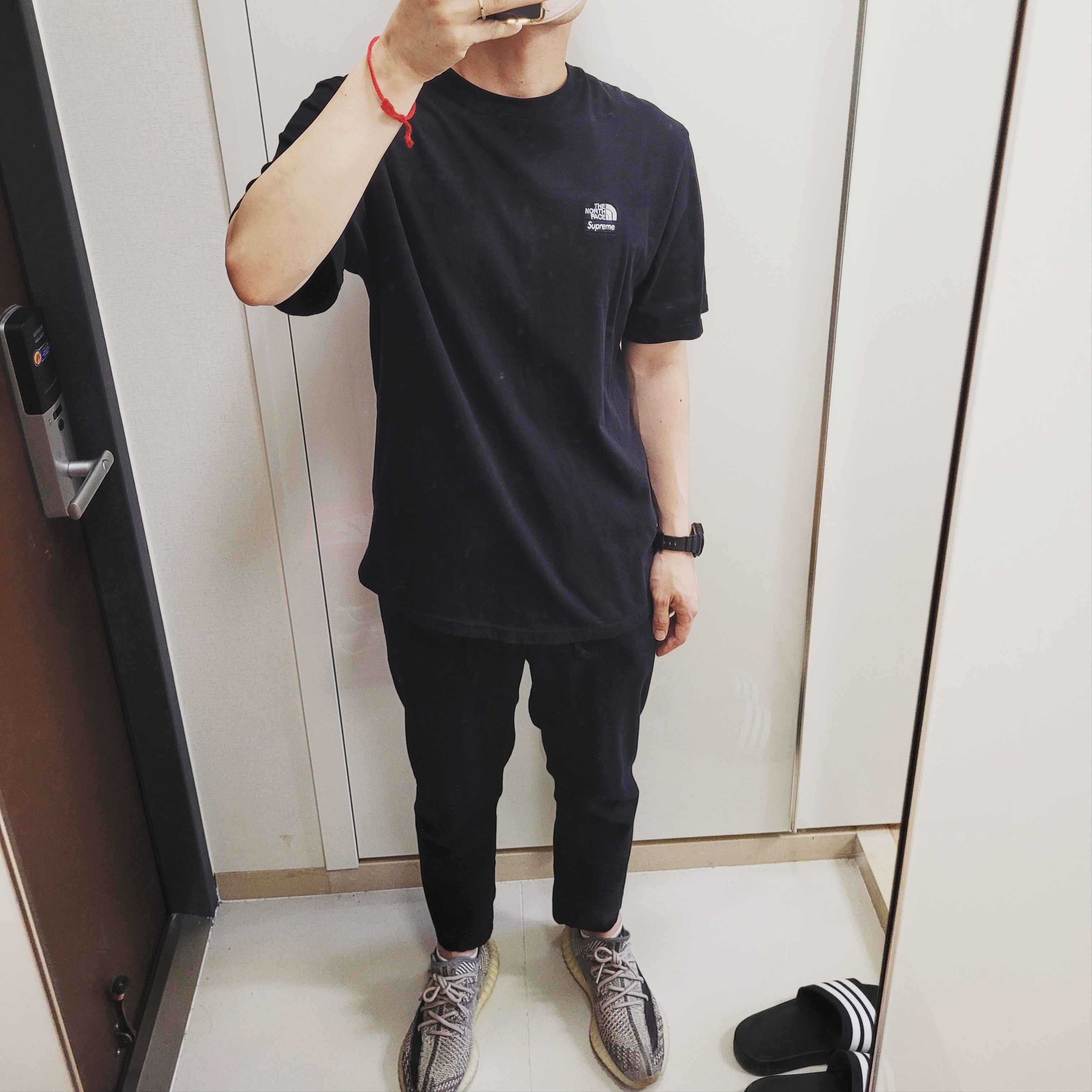 Supreme x The North Face Bandana T-Shirt Black - 22SS 착용 스타일