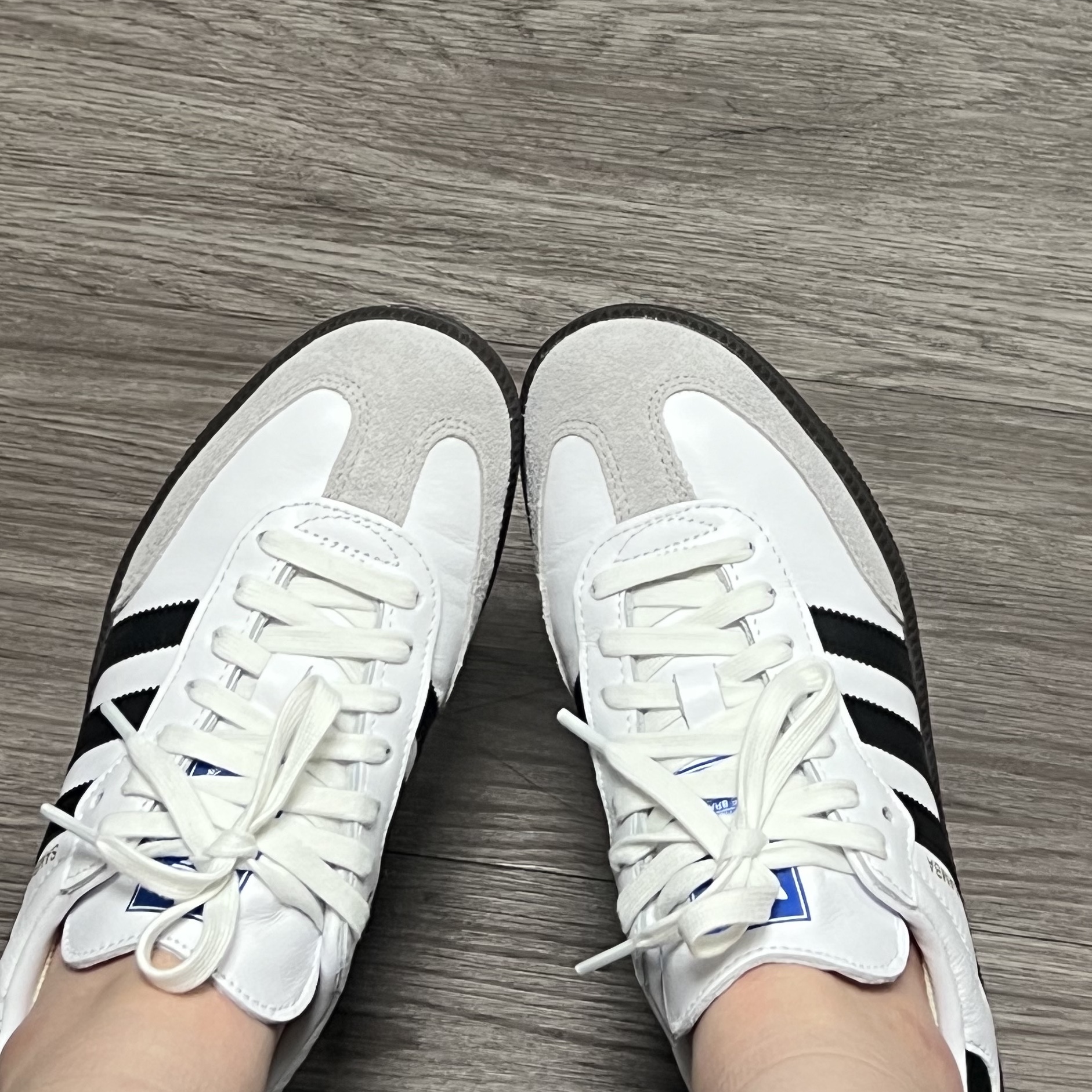 Adidas Samba OG Cloud White 착용 스타일
