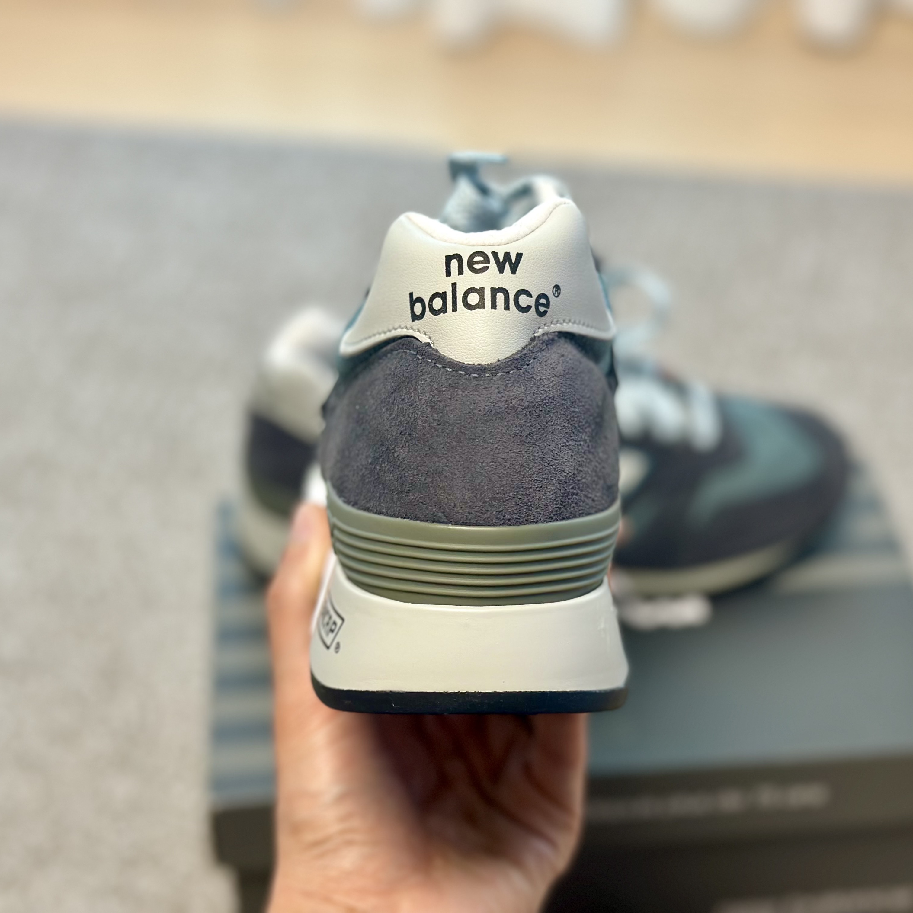 New Balance 1300 Made in USA Steel Blue - D Standard 착용 스타일 - 4
