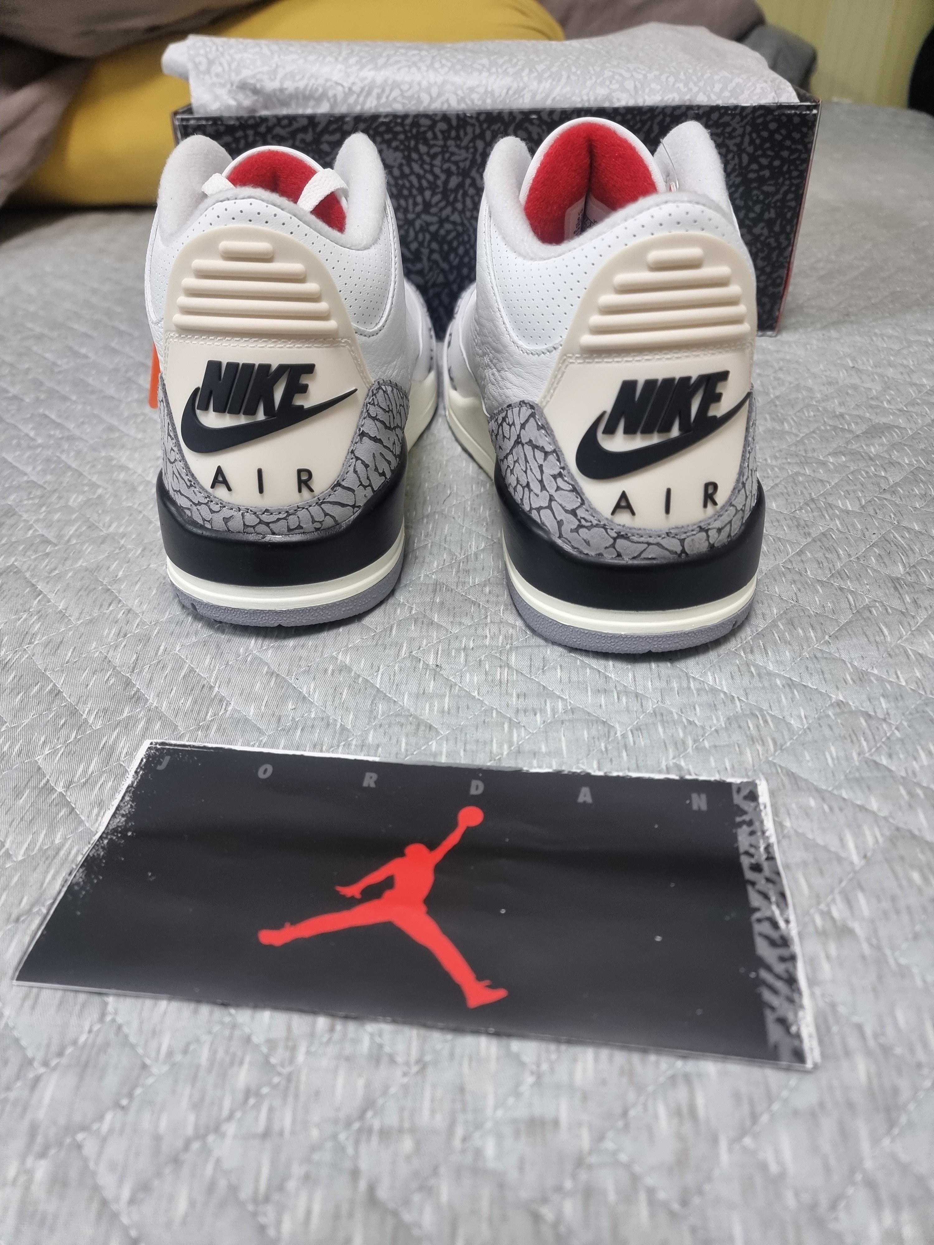 Jordan 3 Retro White Cement Reimagined 착용 스타일 - 2